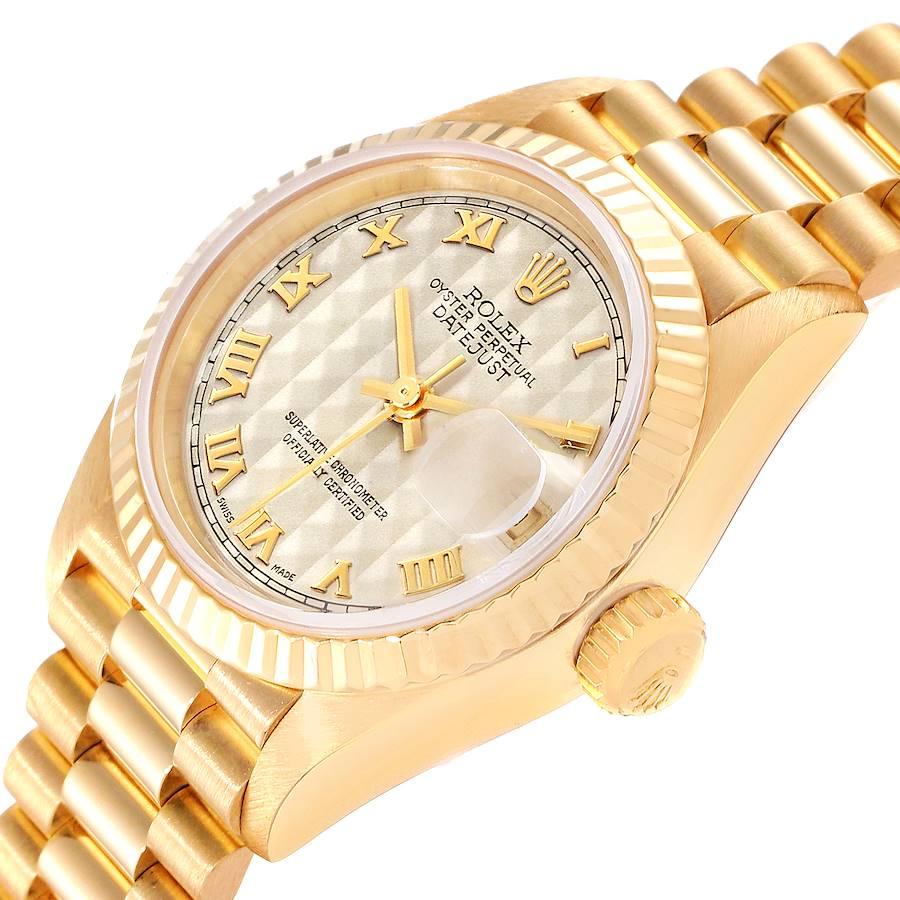 Rolex President Datejust 18K Yellow Gold Pyramid Ladies Watch 69178 In Excellent Condition For Sale In Atlanta, GA