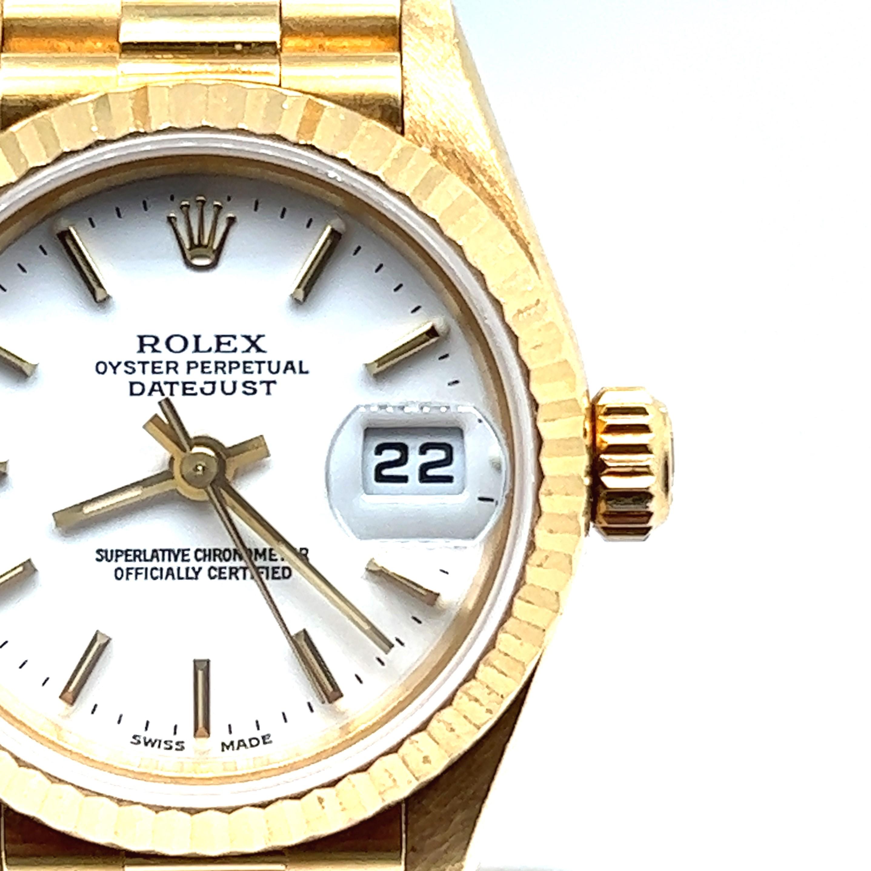 Rolex Montre President Datejust 26 en or jaune avec cadran blanc en vente 5