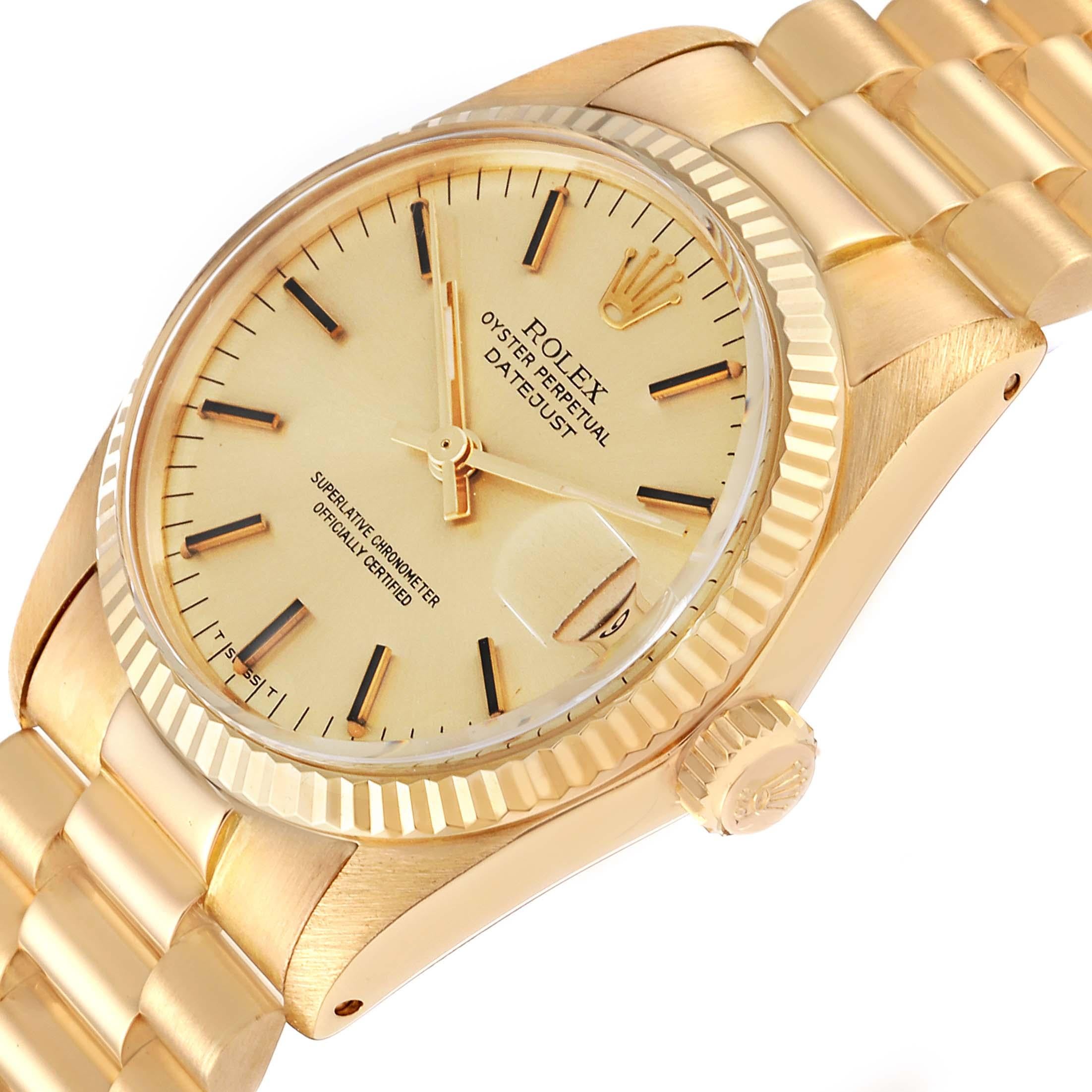 Rolex President Datejust Midsize 31mm Yellow Gold Vintage Ladies Watch 6827. Officially certified chronometer automatic self-winding movement. 18k yellow gold oyster case 31.0 mm in diameter. Rolex logo on a crown. 18k yellow gold fluted bezel.