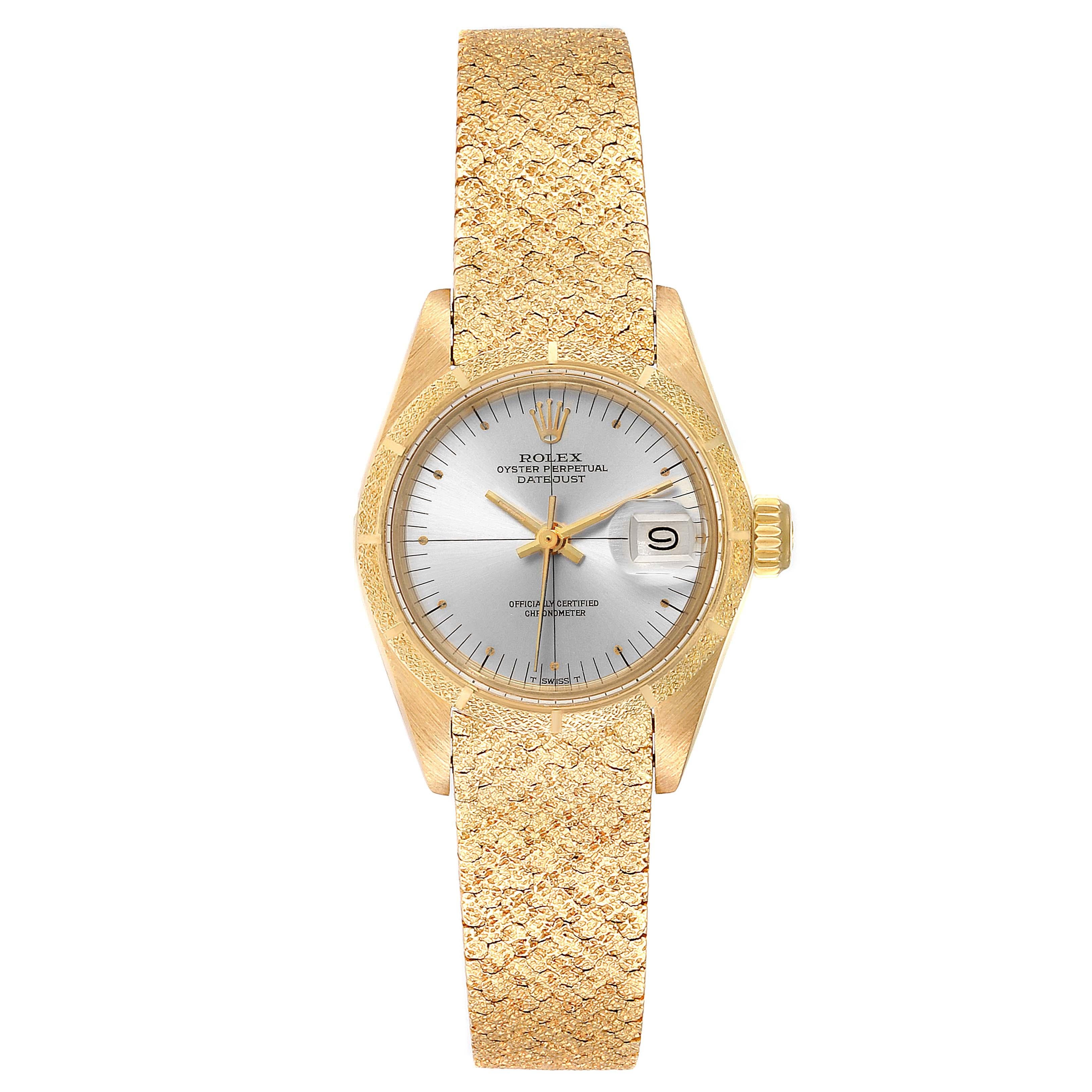 Rolex President Datejust Yellow Gold Ladies Watch 6900. Officially certified chronometer self-winding movement. 18k yellow gold oyster case 26 mm in diameter. Rolex logo on a crown. 18k yellow gold florentine finish bezel. Acrylic crystal with