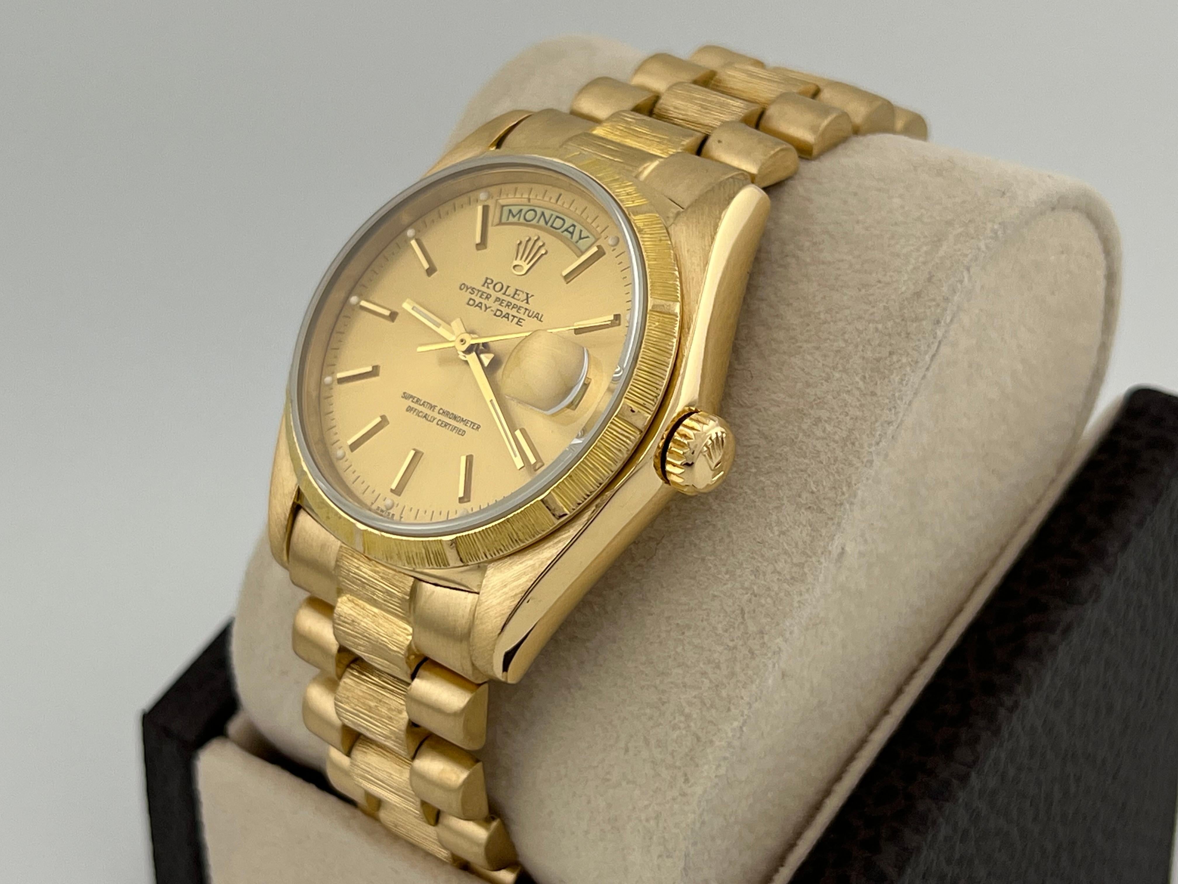 Rolex President Day-Date 18078 36mm Finition écorce Cadran Champagne Or jaune 18k Pour hommes en vente