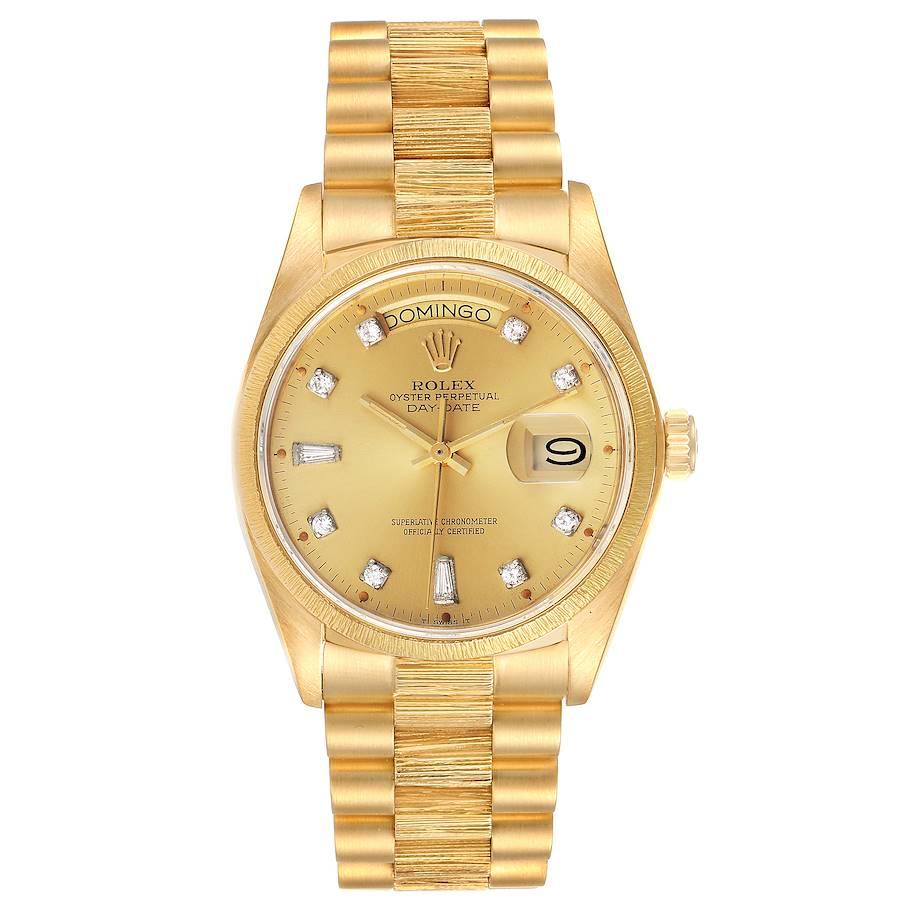 Rolex President Day-Date 18k Yellow Gold Bark Finish Mens Watch 18078. Officially certified chronometer self-winding movement with quickset date function. 18k yellow gold oyster case 36.0 mm in diameter. Rolex logo on a crown. 18k yellow gold bark