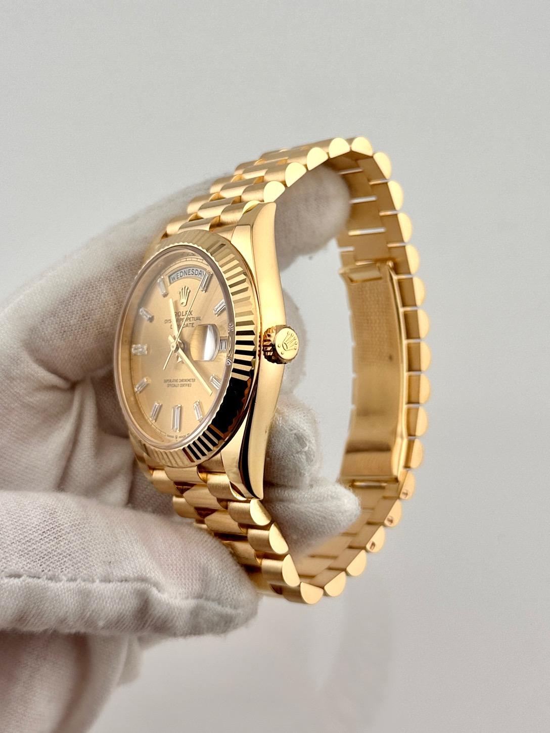 Rolex Präsident Day Date 228238 40mm Baguette Diamant Zifferblatt 18K Gold Box Papiere im Angebot 1