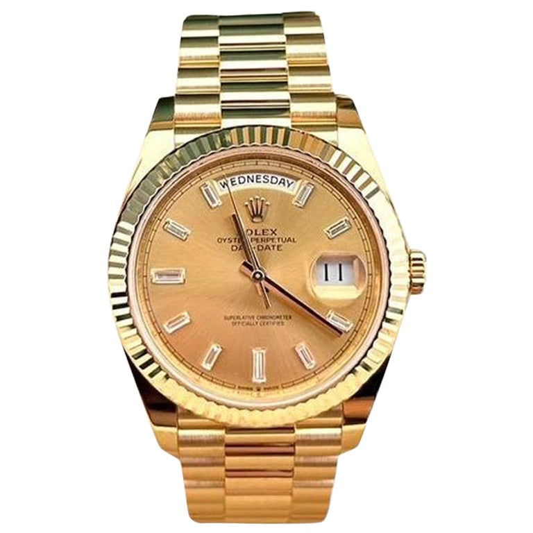 Rolex President Day Date 228238 40mm Baguette Diamond Dial 18K Gold Box Papers en vente