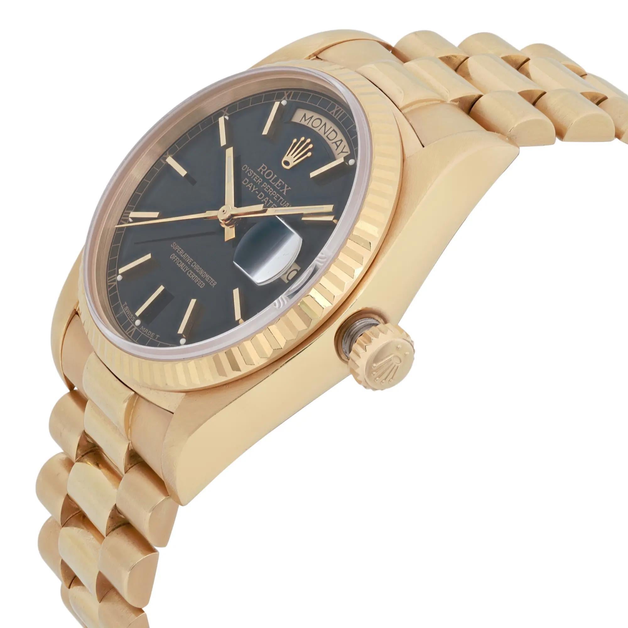 Rolex President Day-Date 36 18K Yellow Gold Black Dial Men Watch 18038 In Good Condition For Sale In New York, NY