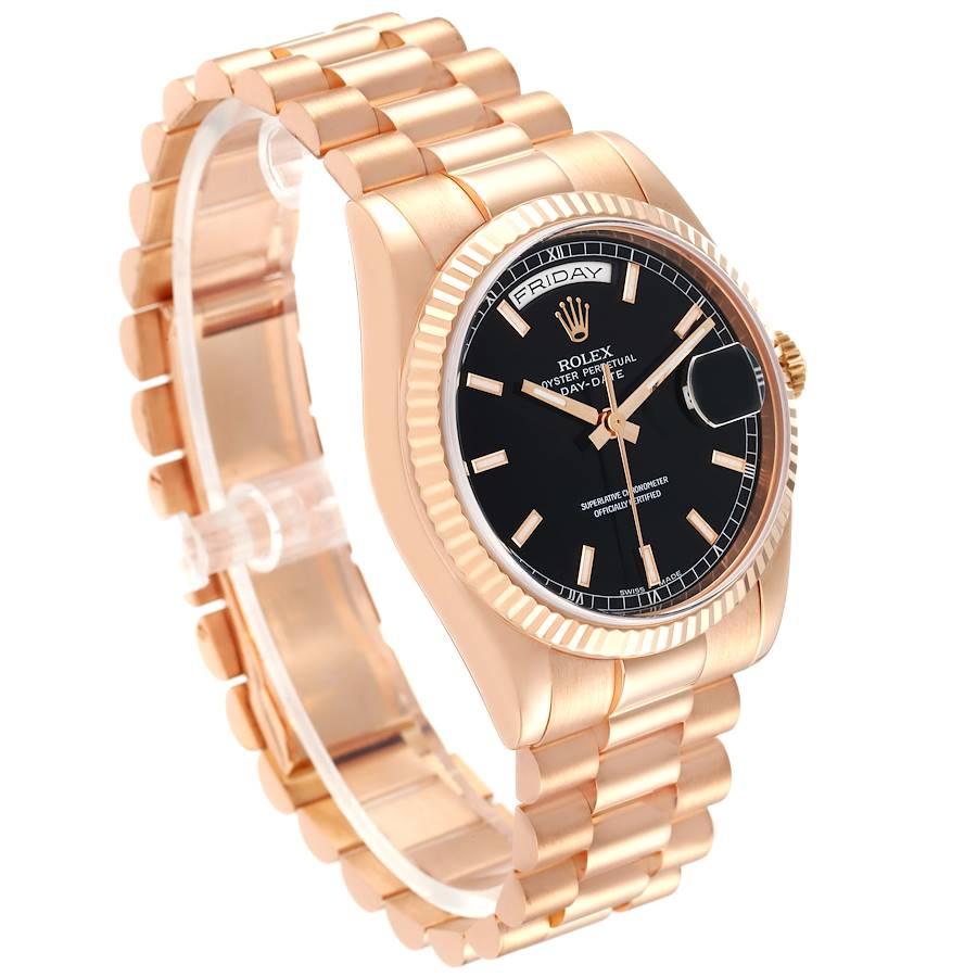 Rolex President Day Date 36 Everose Gold Schwarzes Zifferblatt Herrenuhr 118235 im Zustand „Hervorragend“ im Angebot in Atlanta, GA