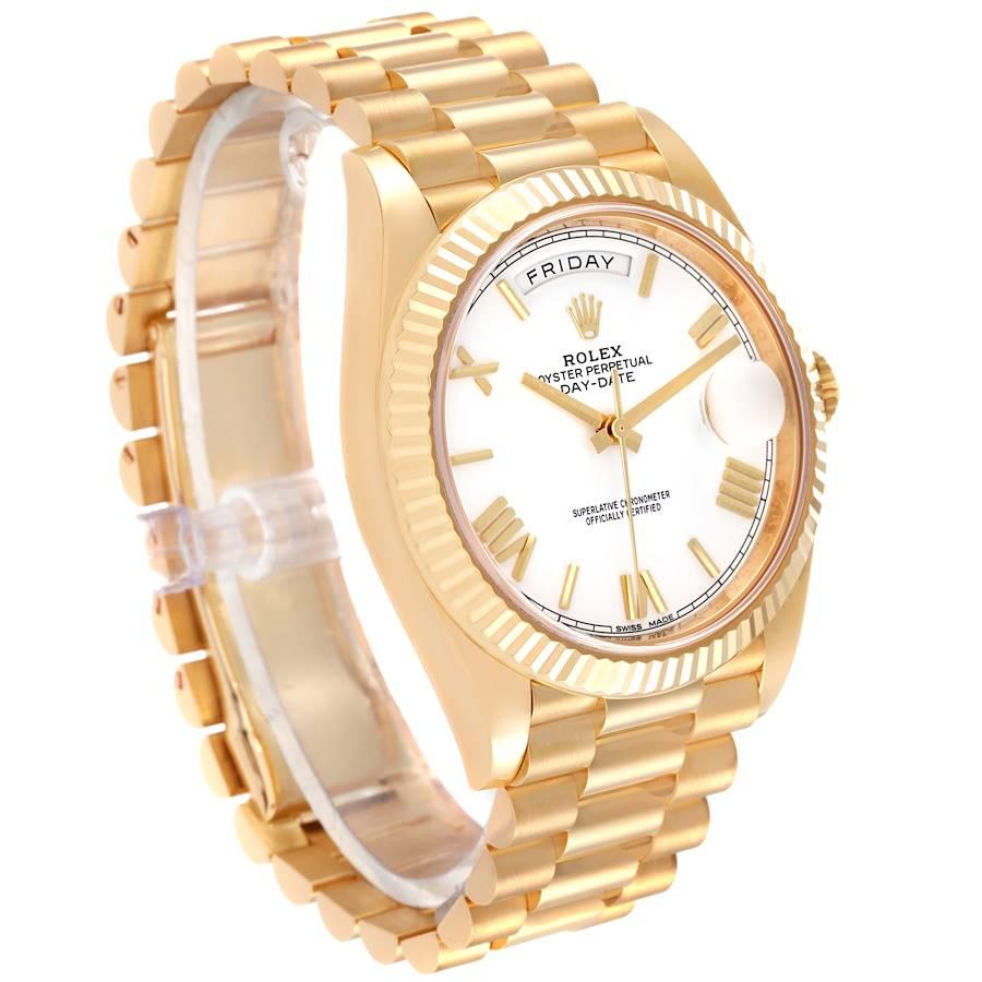 228238 white