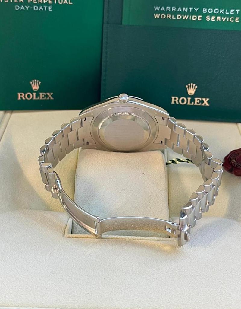 Rolex President Day-Date II 41mm Eisblaue Platinu-Uhr mit römischem Zifferblatt 218206  im Angebot 14