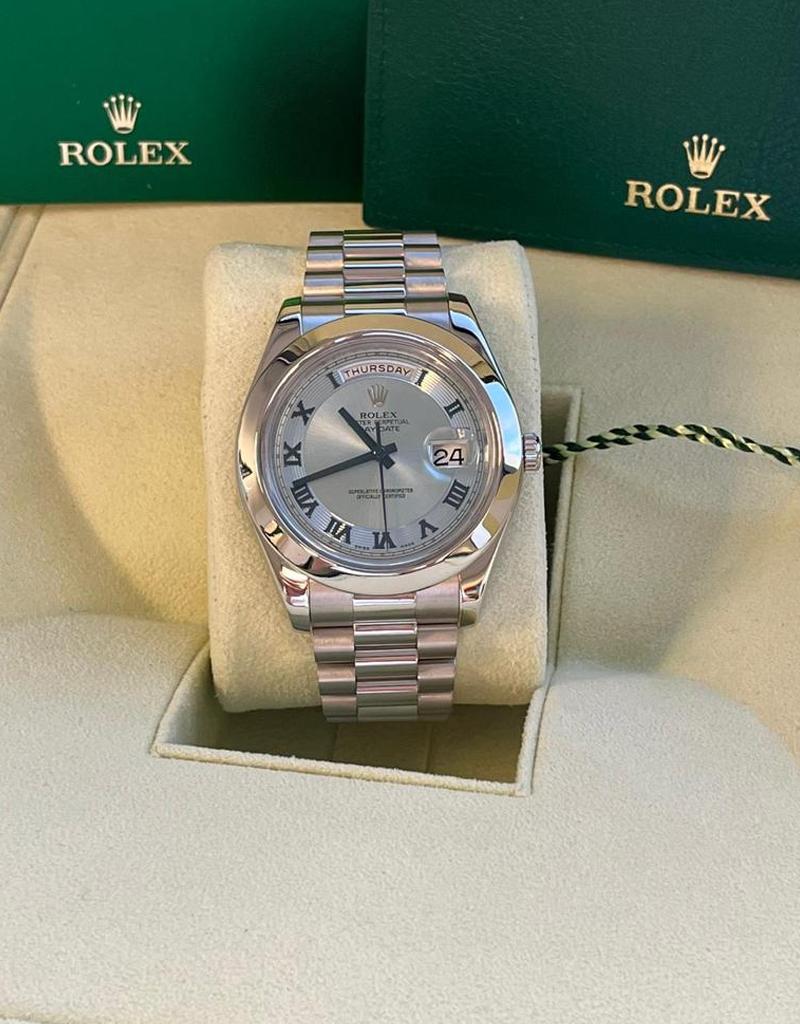 Rolex President Day-Date II 41mm Eisblaue Platinu-Uhr mit römischem Zifferblatt 218206  im Angebot 4