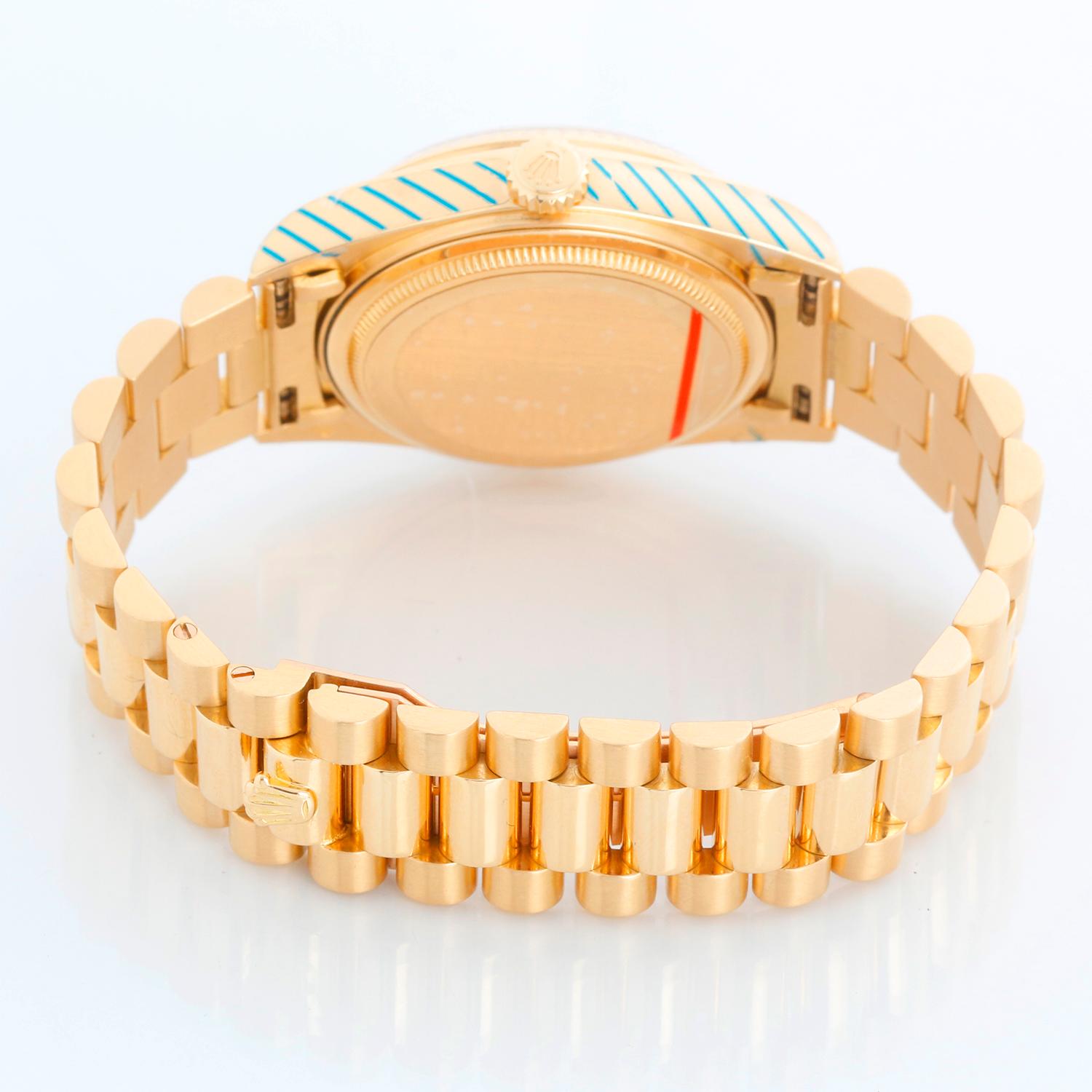 Rolex President 18038 White Roman Day-Date Montre Homme Factory Rolex Warr. Carte Pour hommes en vente
