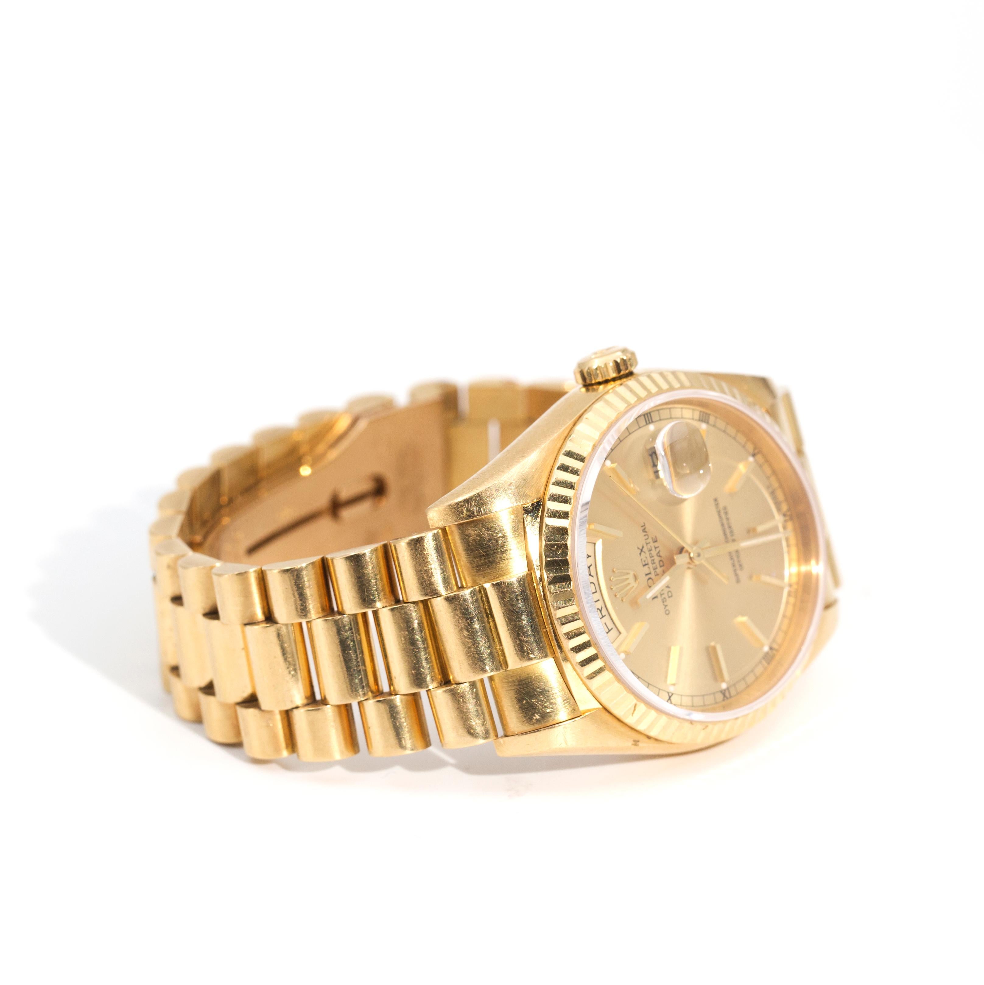 Women's or Men's Rolex President Day-Date Model 18238 Solid 18 Carat Gold Watch with Box Papers