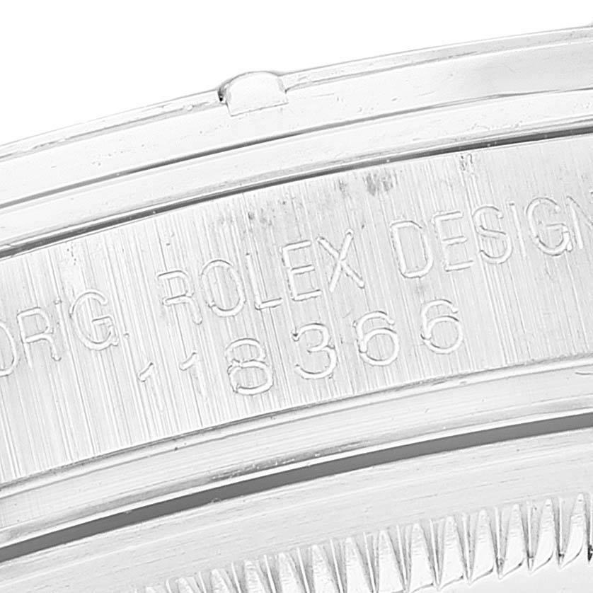 Rolex President Day-Date Platin Eisblaue Zifferblatt-Diamant-Lünette-Uhr 118366 im Angebot 2