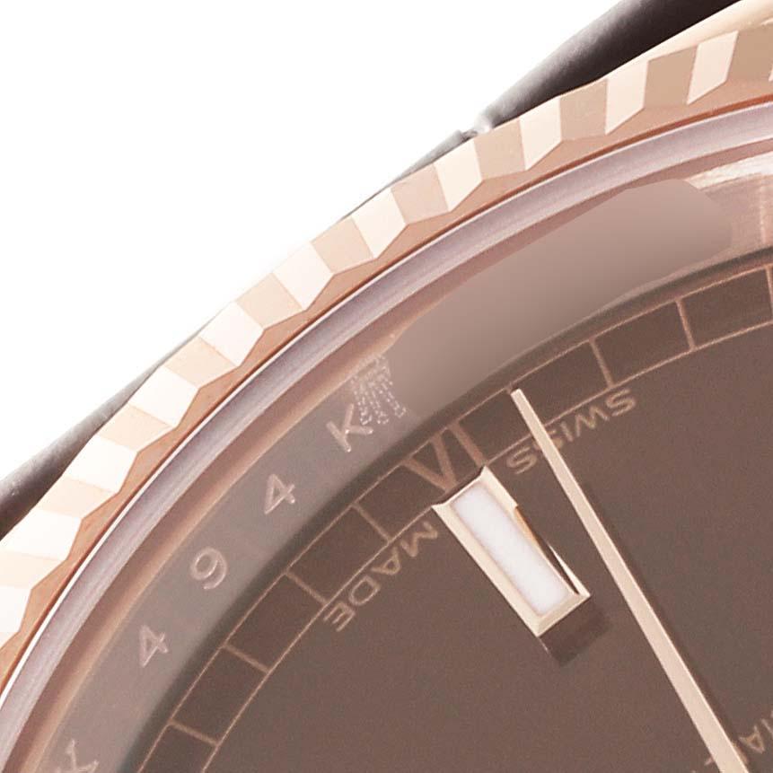Rolex President Day-Date Rose Gold Chocolate Dial Mens Watch 118135 Box Card In Excellent Condition For Sale In Atlanta, GA