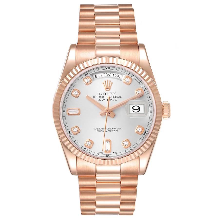 Rolex Präsident Day-Date Rose Gold Silber Diamond Dial Herrenuhr 118235. Offiziell zertifiziertes Chronometerwerk mit automatischem Aufzug. Doppelte Schnellverstellfunktion. Oyster-Gehäuse aus 18 Karat Everosegold mit einem Durchmesser von 36,0 mm.
