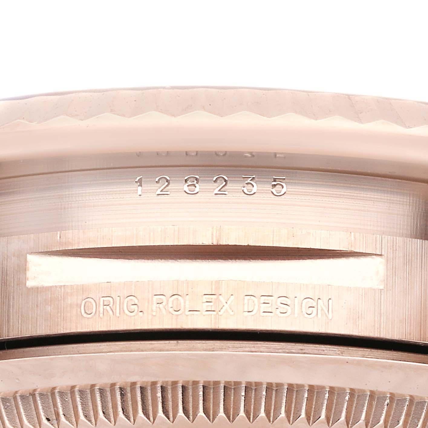 Rolex President Day-Date Montre pour hommes 128235 avec cadran blanc en or rose Excellent état - En vente à Atlanta, GA