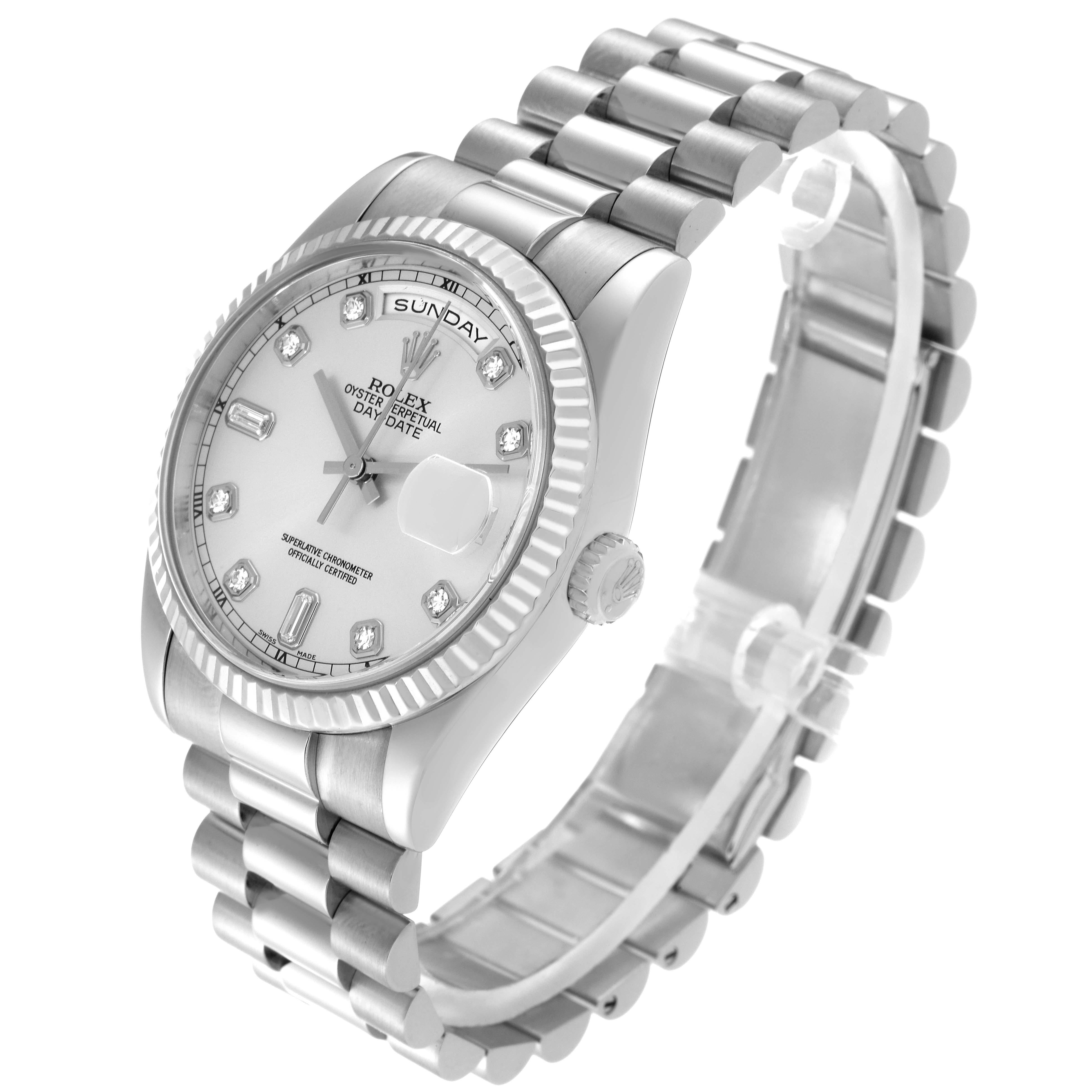Rolex Montre President Day-Date en or blanc avec cadran en diamants pour hommes 118239 en vente 5