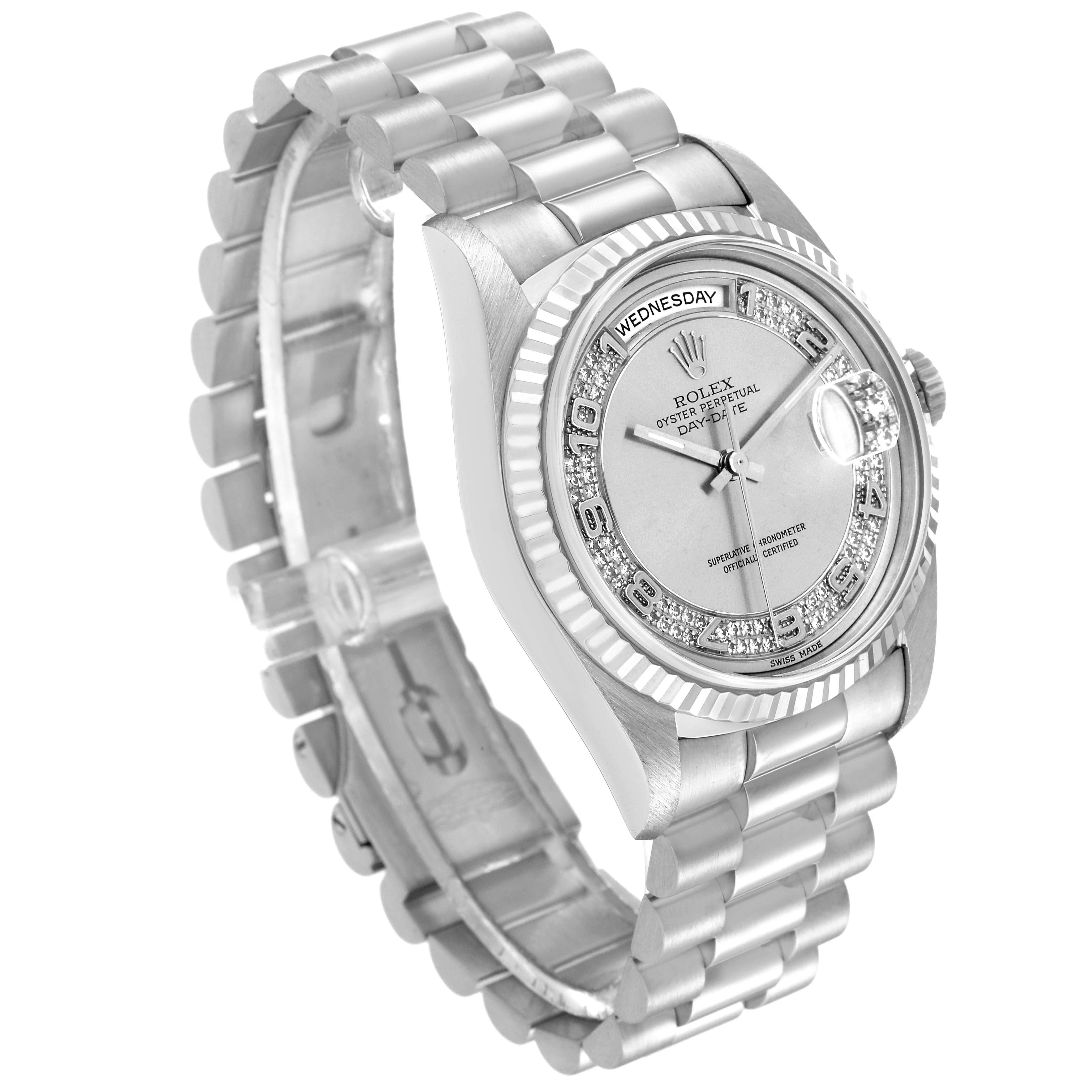 Rolex President Day-Date Or blanc Cadran Myriade Diamants Montre Homme 18239 Excellent état - En vente à Atlanta, GA