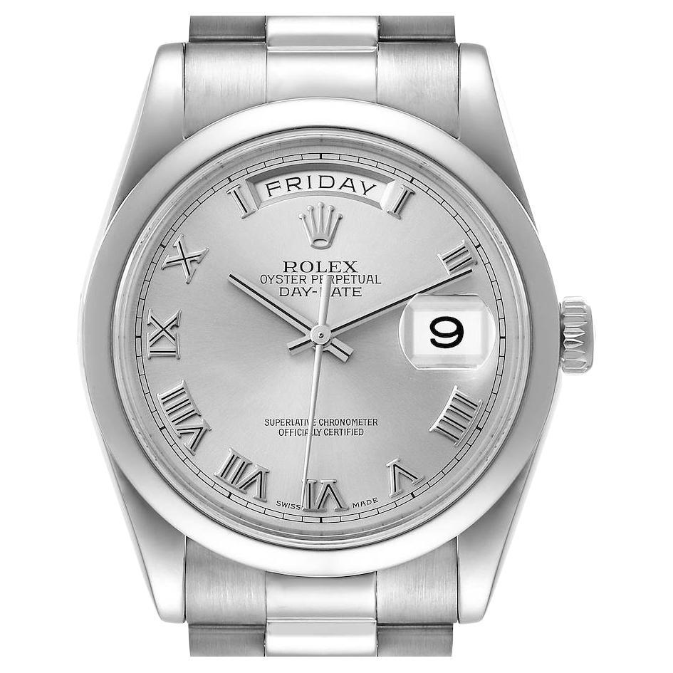 Rolex President Day-Date Weißgold-Silber-Zifferblatt Herrenuhr 118209 im Angebot