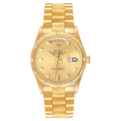 Rolex President Day-Date Gelbgold Bark Finish Herrenuhr 18248