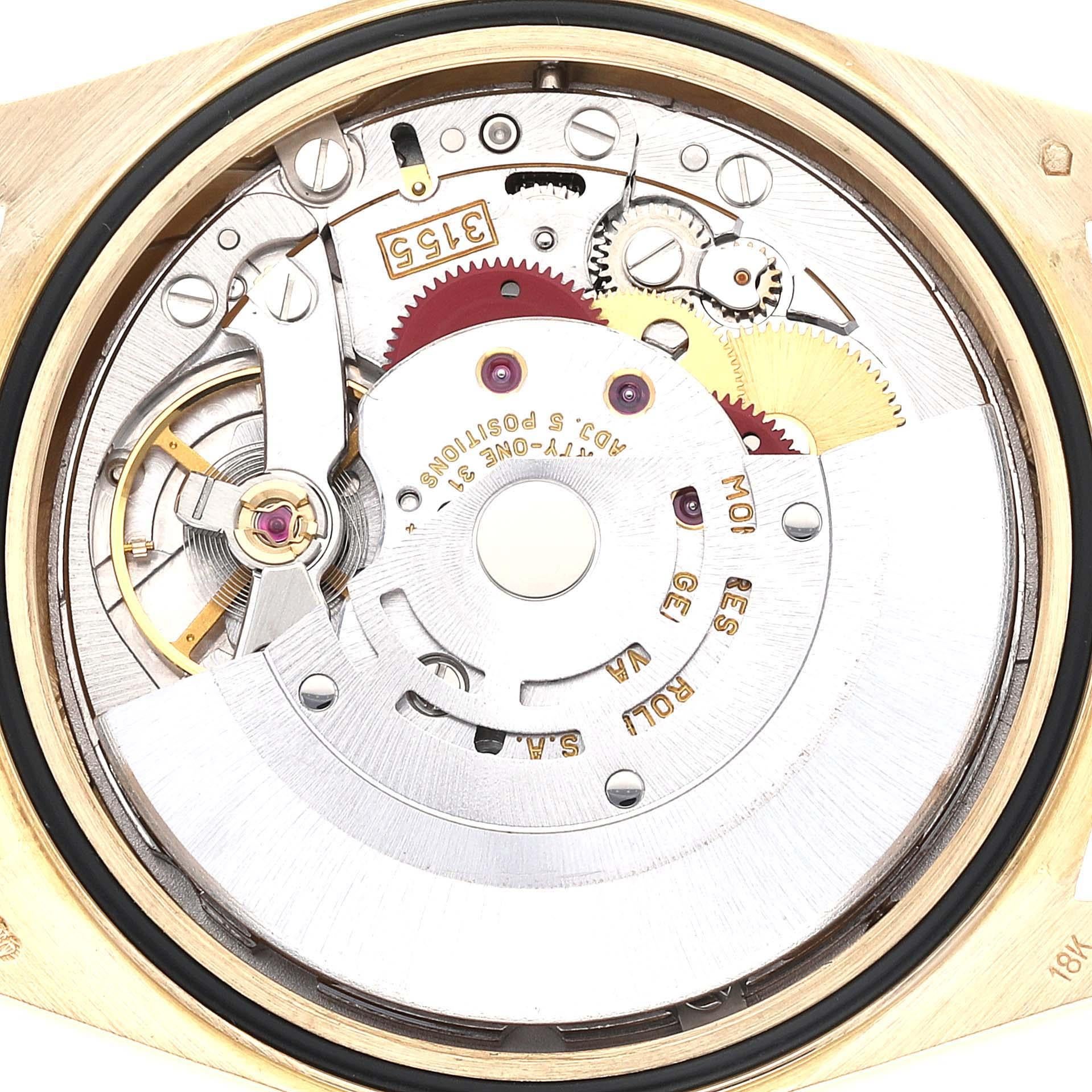 Rolex President Day-Date Montre pour hommes en or jaune Myriad Diamond 18238 en vente 4