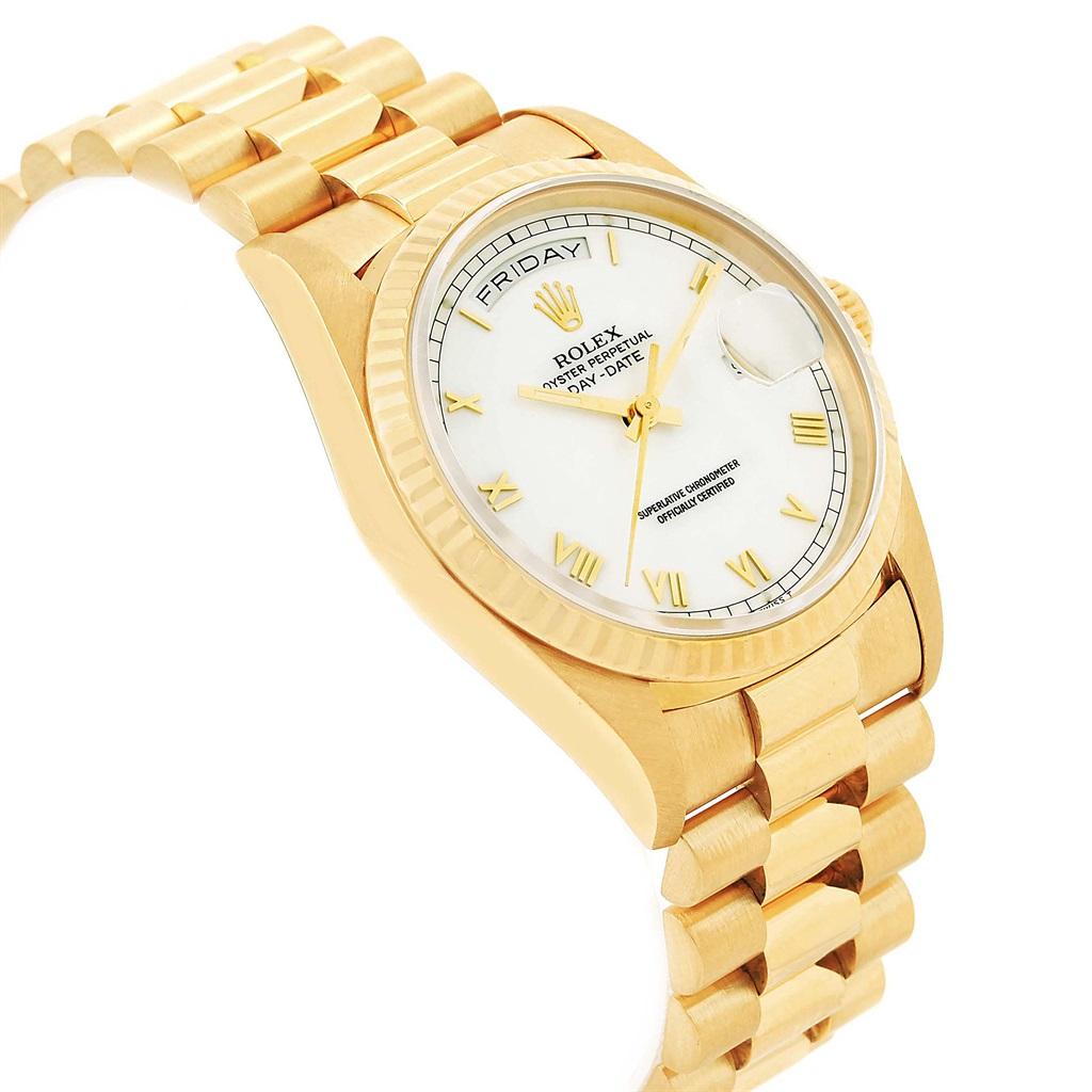Rolex President Day-Date Yellow Gold White Dial Men’s Watch 18238 In Excellent Condition For Sale In Atlanta, GA