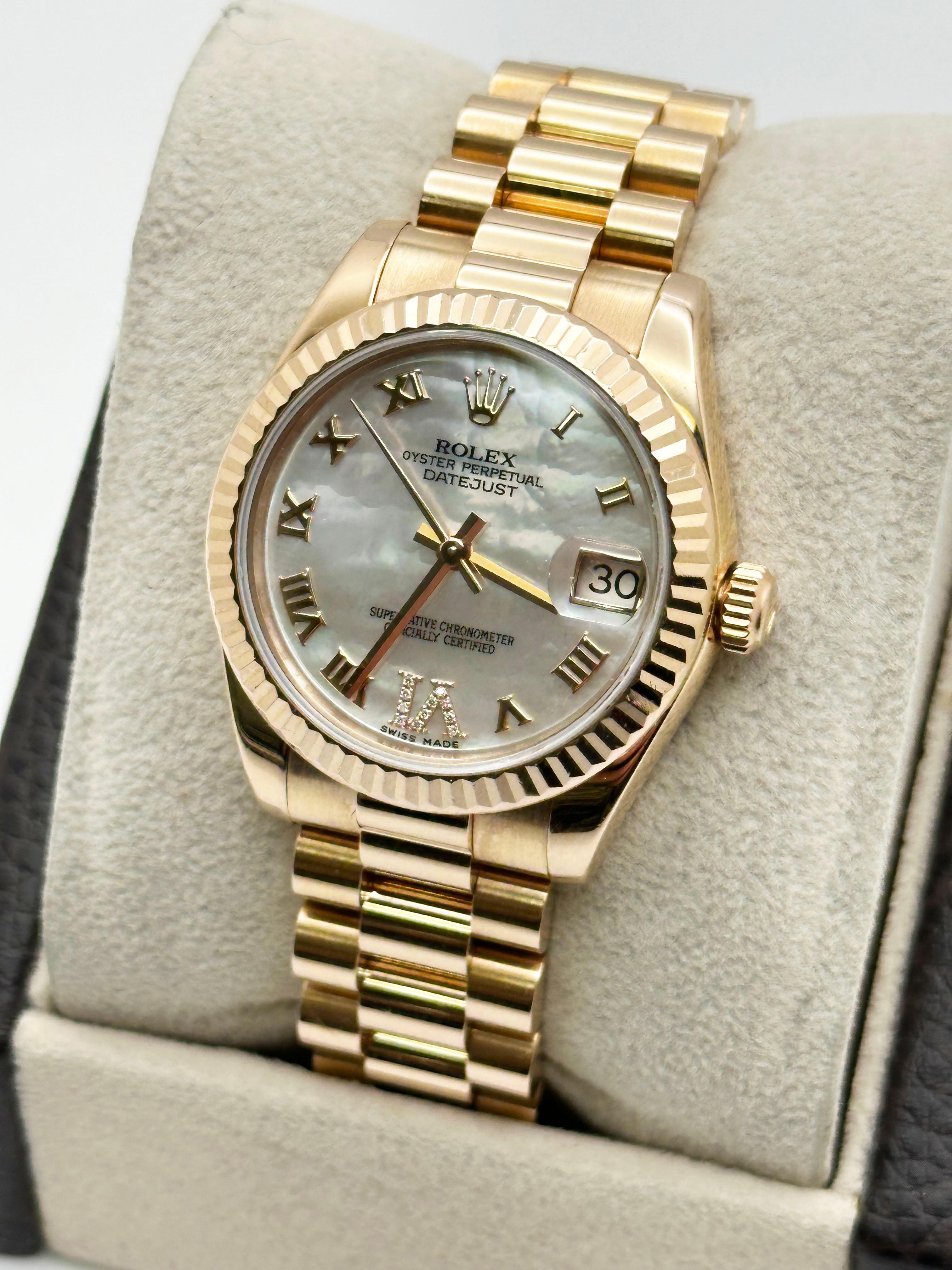 Rolex Präsident Midsize 178275 31mm MOP Roman VI Diamond Dial 18K Rose Gold Karte im Zustand „Hervorragend“ im Angebot in San Diego, CA