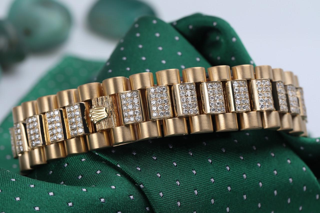 Rolex Montre présidentielle en or jaune avec cadran en diamants romains chocolats Pour hommes en vente