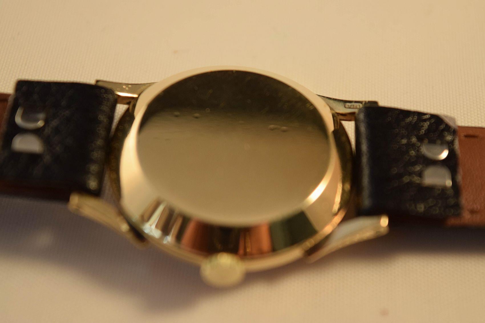 Rolex Rare and Attractive 1940's solid gold cased  watch stylish unusual lugs For Sale 10