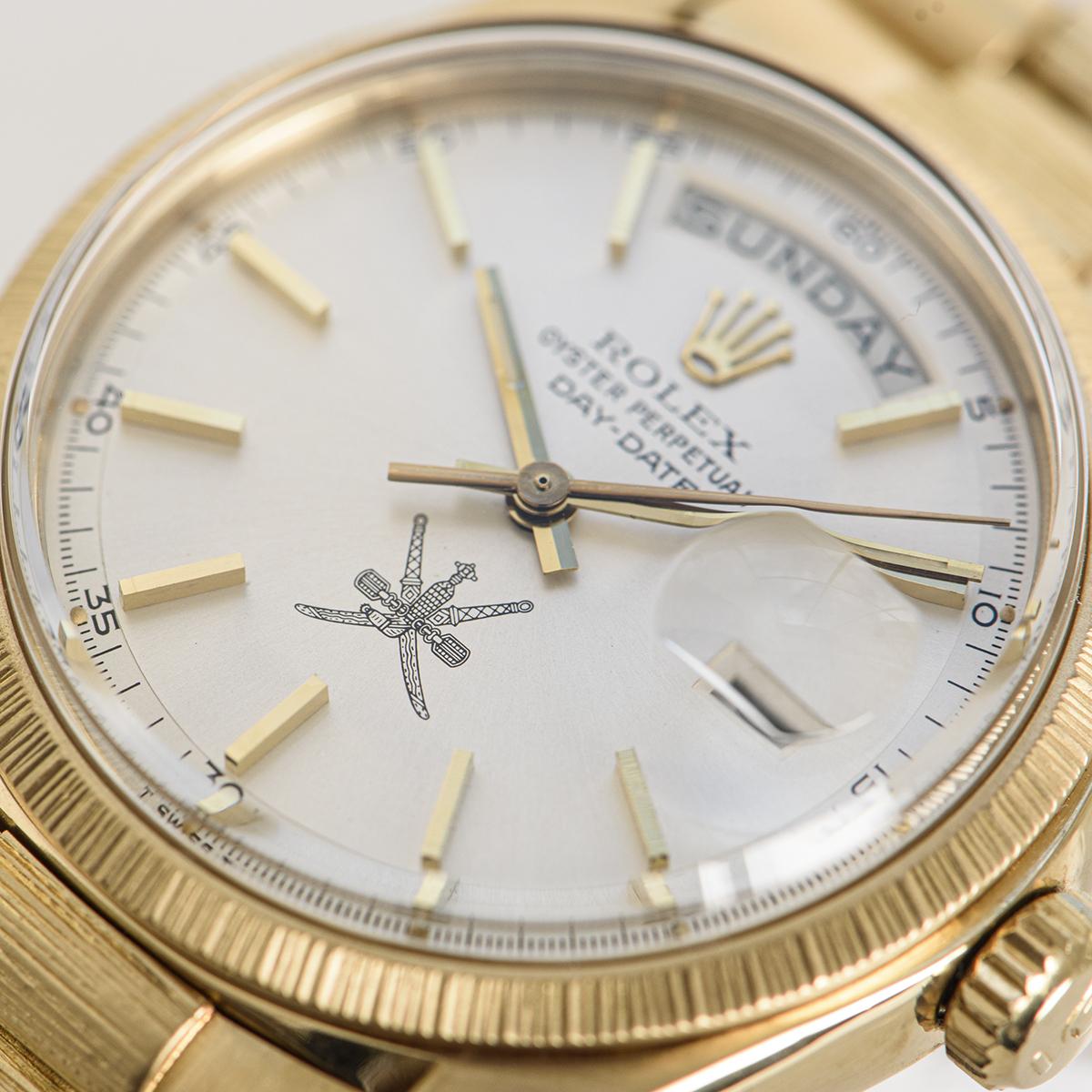 Rolex Rare Day-Date Vintage Men's 18K Yellow Gold Omani Dial Bark Finish 1807 For Sale 5
