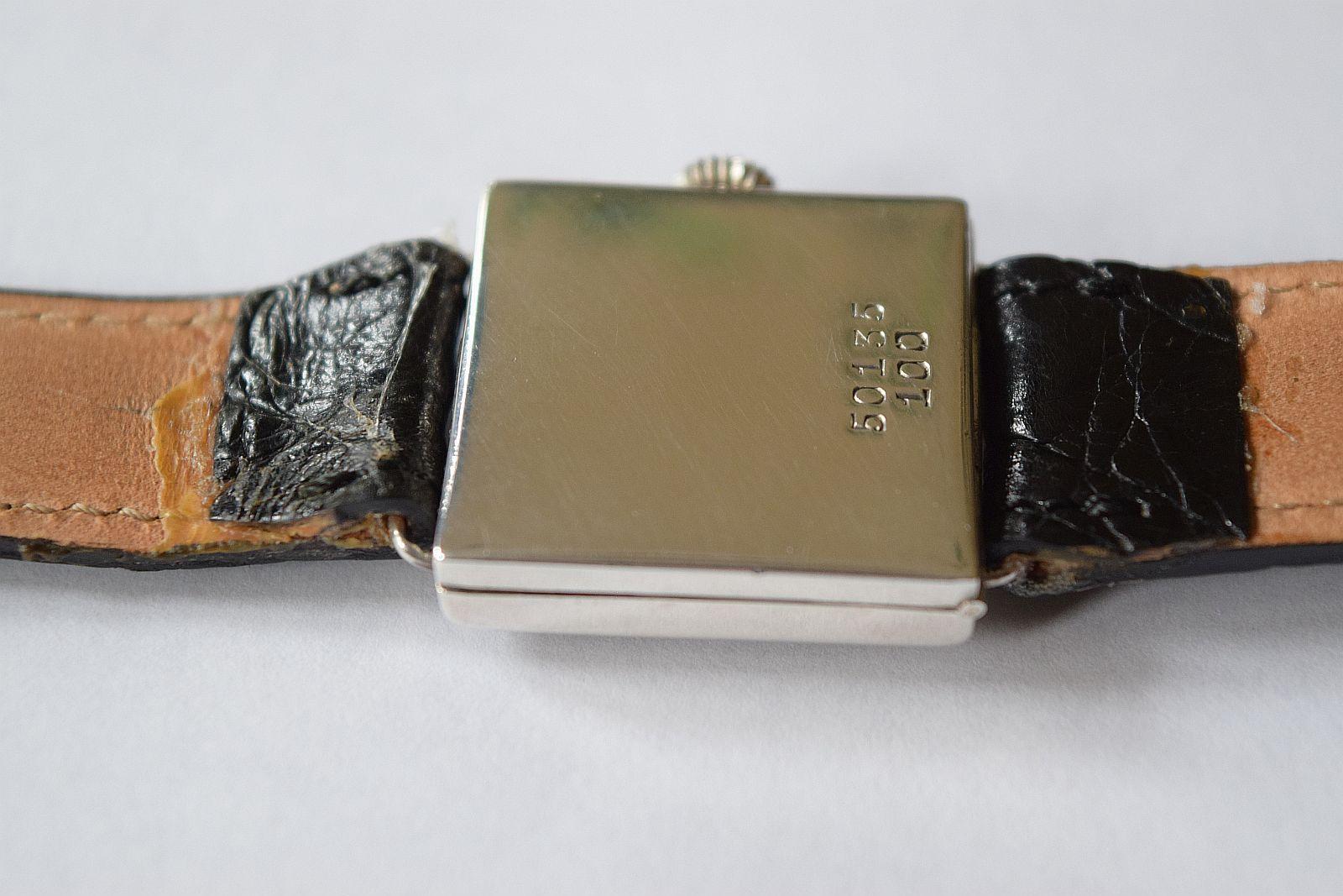 Rolex Seltene quadratische silberne Vintage-Uhr mit sehr attraktivem Zifferblatt im Angebot 6