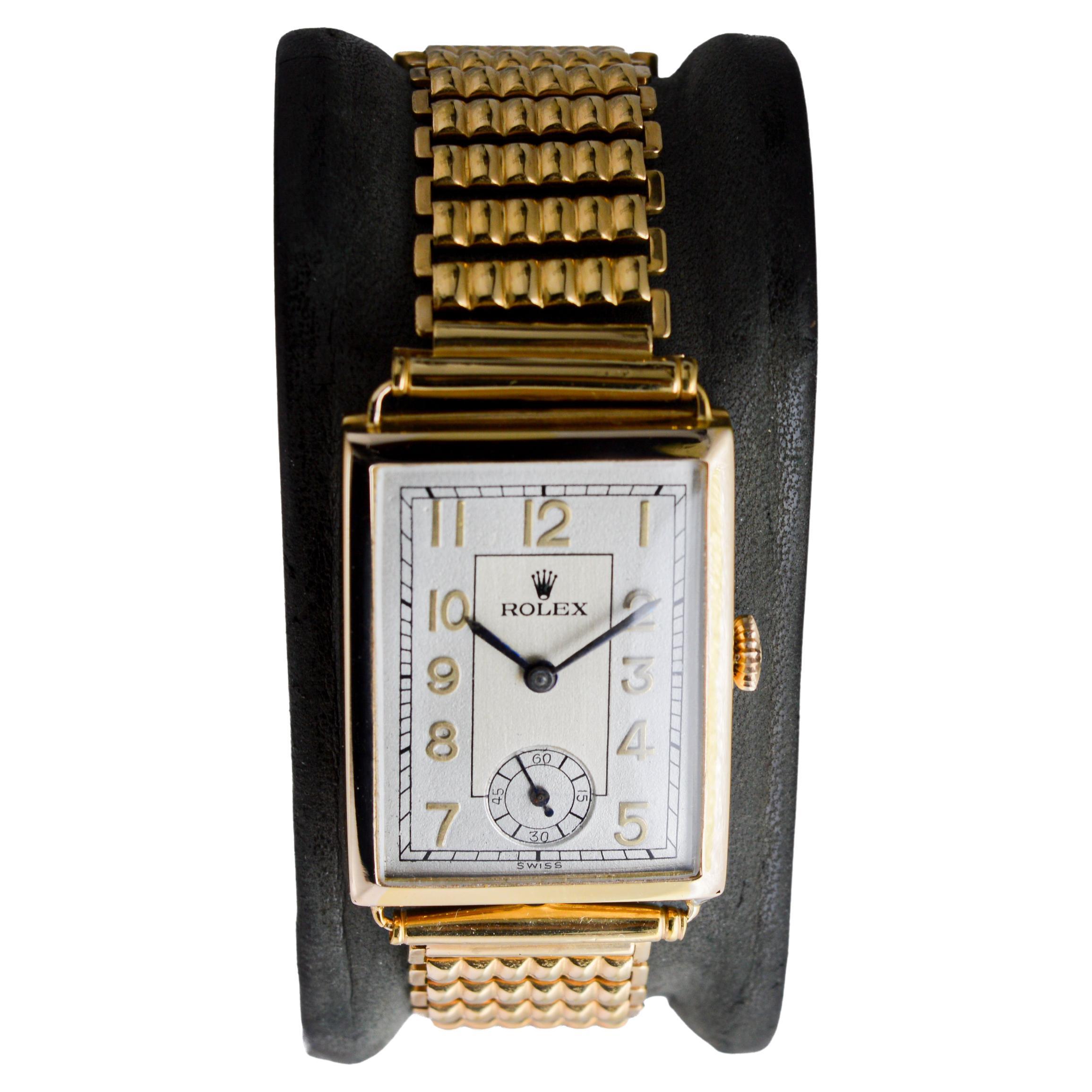 Rolex- Rolco 9ct Dress Watch circa 1930's with Original Bamboo Ladder Bracelet In Excellent Condition For Sale In Long Beach, CA