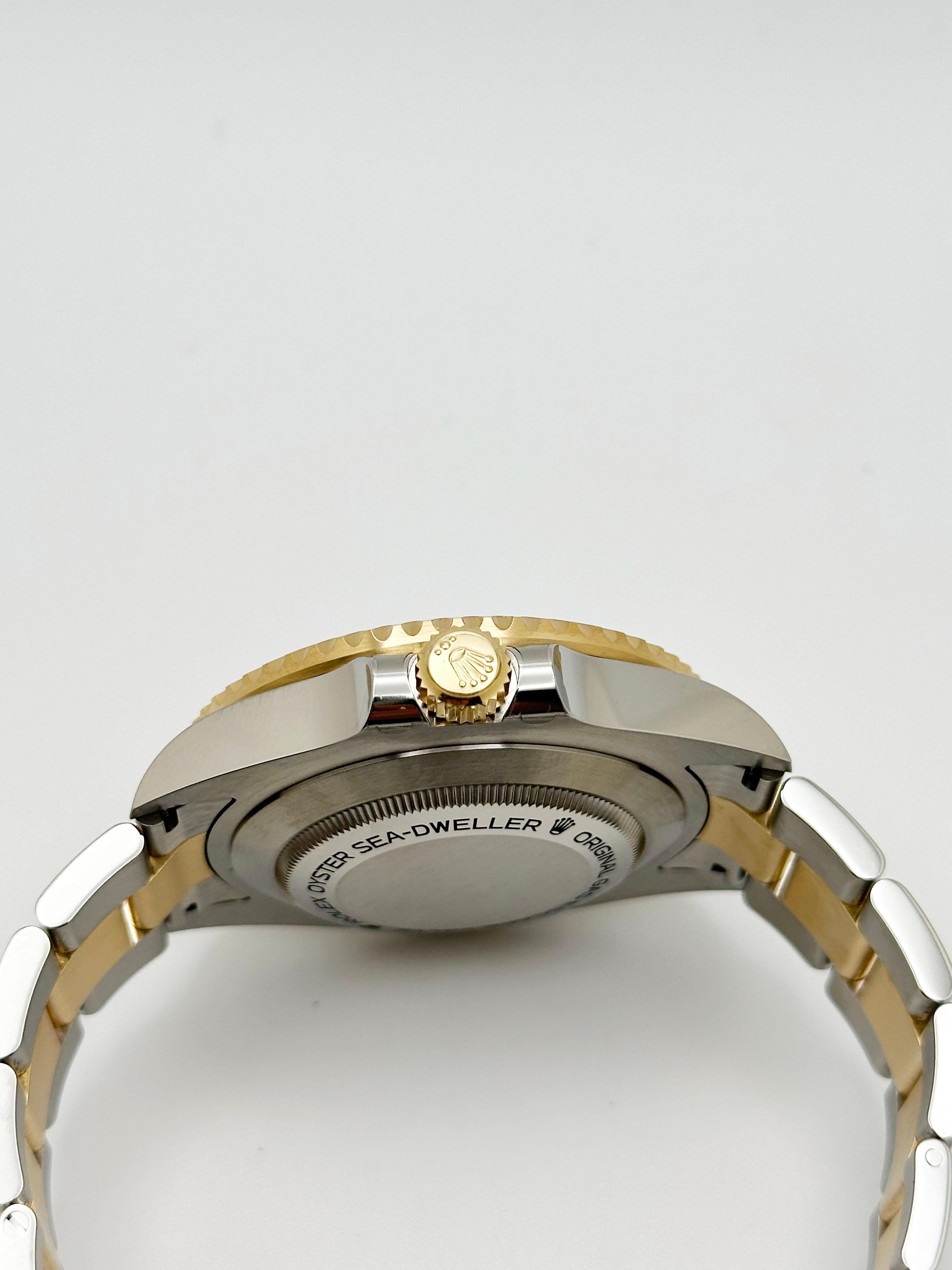 Rolex Sea Dweller 126603 Oro giallo 18 carati Acciaio Scatola Carta 43mm in vendita 2