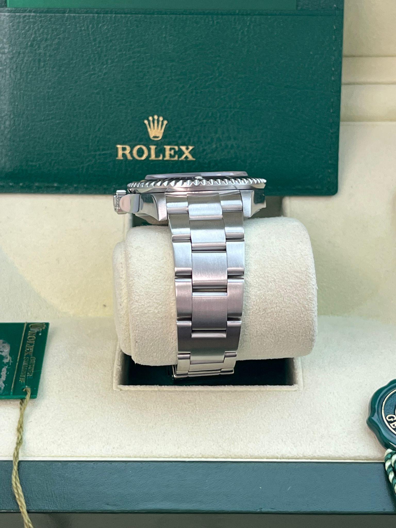 Rolex Sea-Dweller 4000 40mm Black Dial Stainless Steel Oyster Men's Watch 16600 For Sale 10