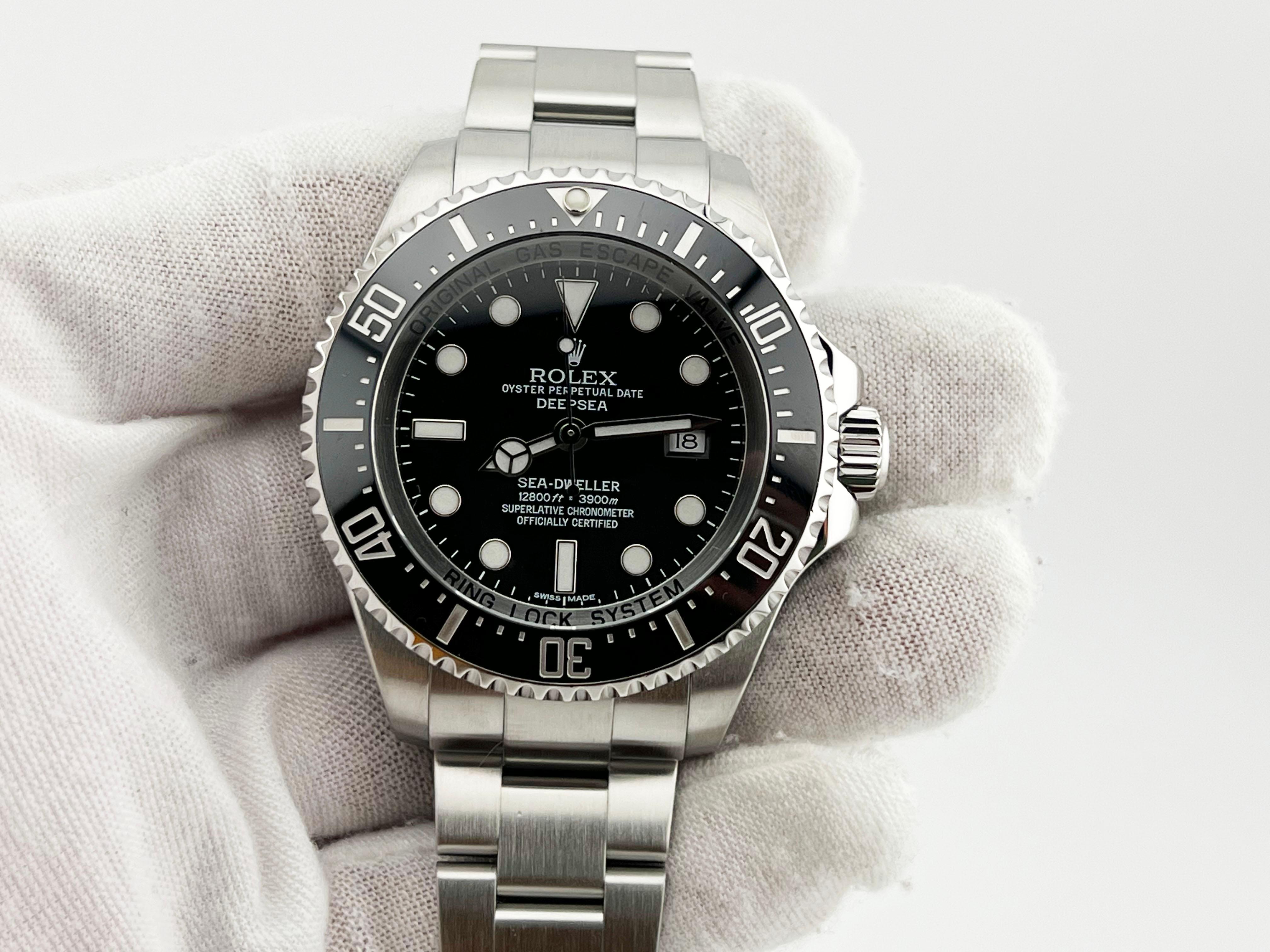 Rolex Sea-Dweller Deepsea 116660 44mm Schwarze Schachtel aus Keramik und Edelstahl aus Edelstahl im Zustand „Hervorragend“ in San Diego, CA