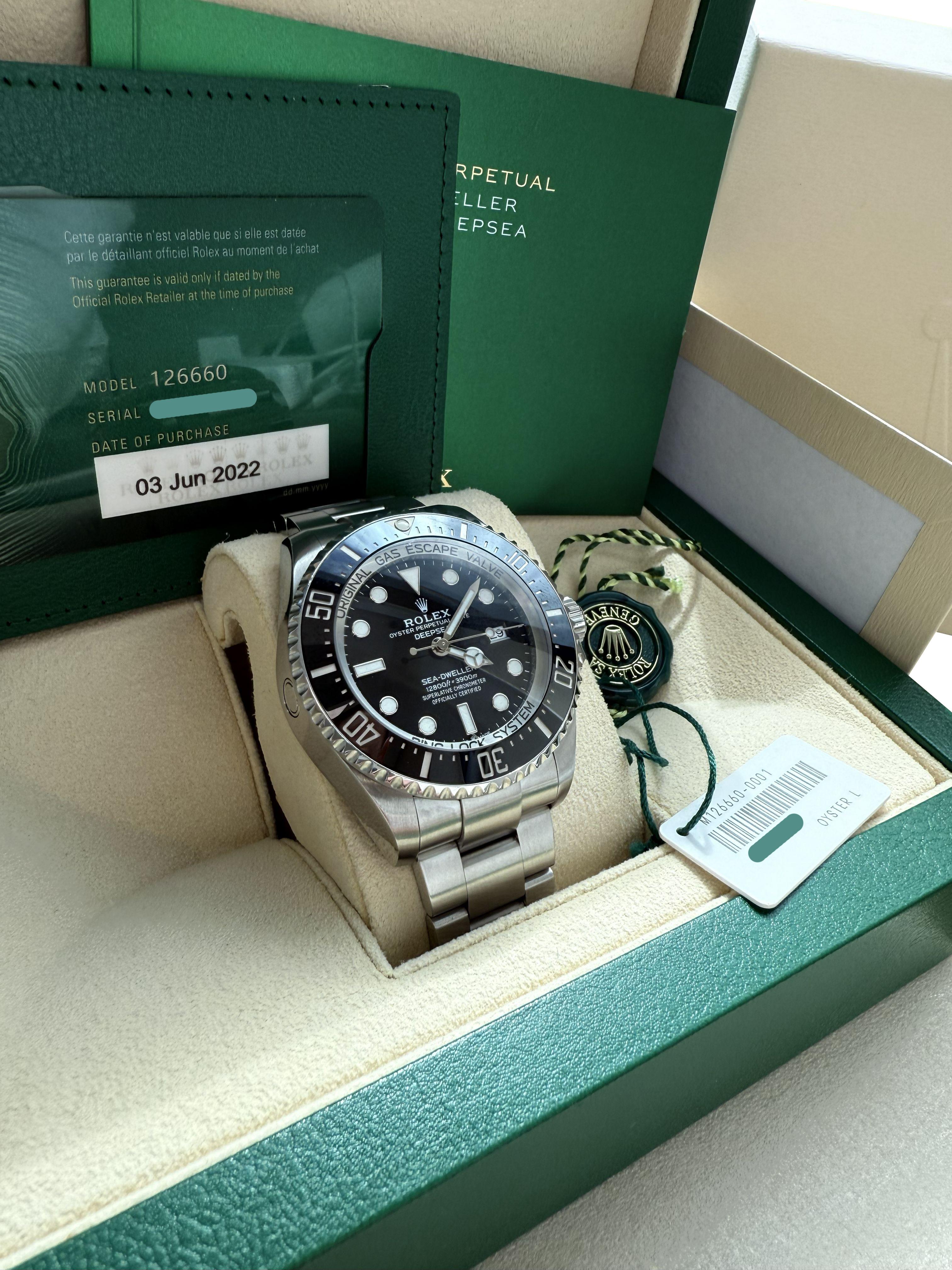 Rolex Sea-Dweller Deepsea 44mm Quadrante nero Orologio Oyster in acciaio inossidabile 126660 in vendita 5