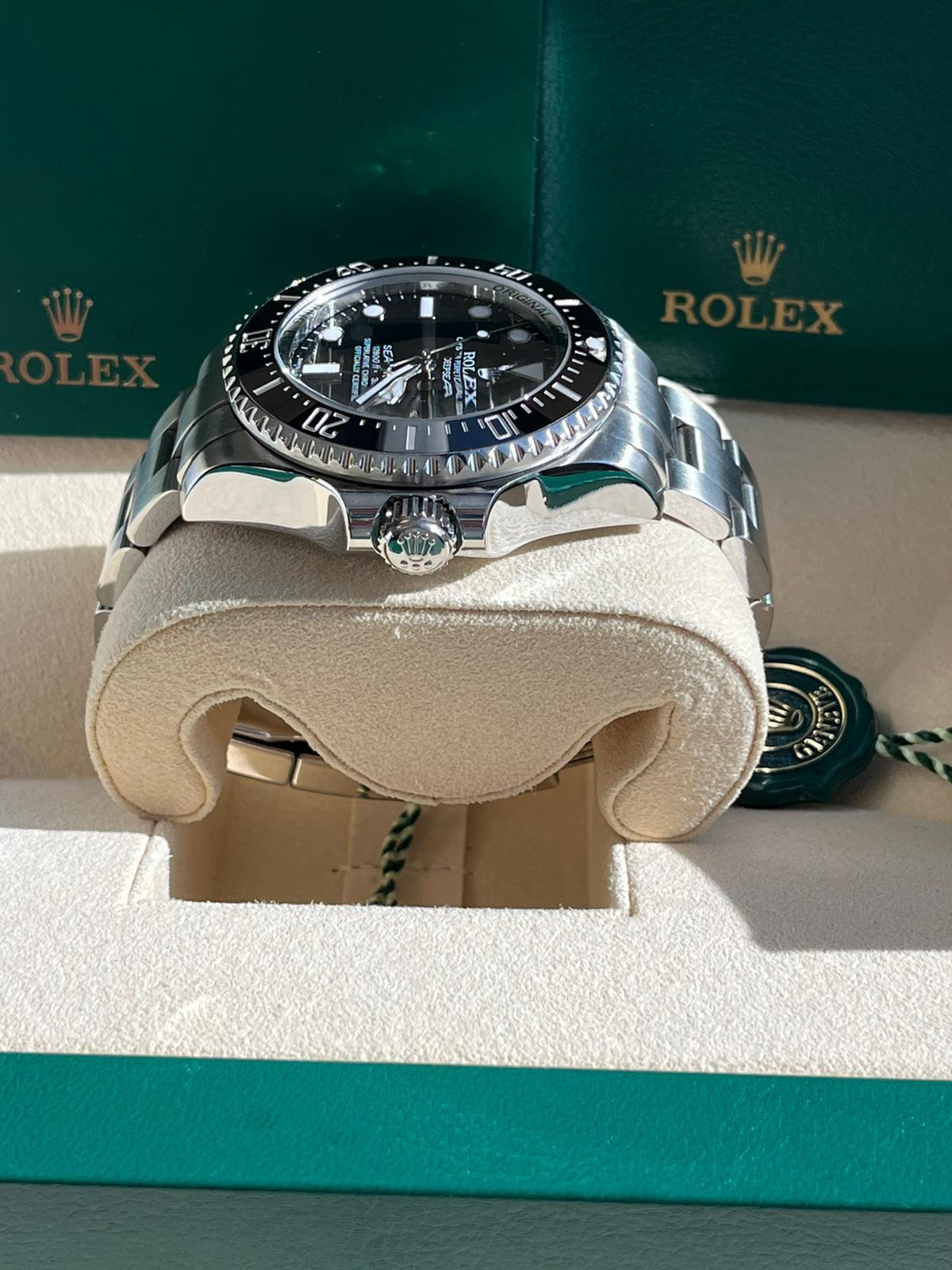 Rolex Sea-Dweller Deepsea 44mm Ceramic Bezel Black Dial Oystersteel Watch 116660 For Sale 6