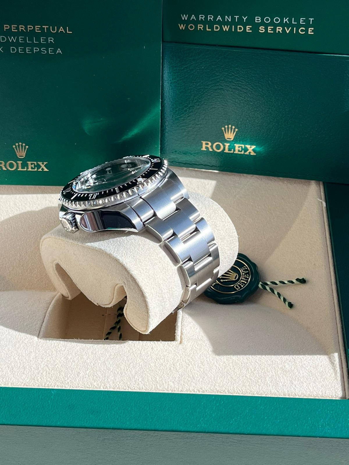 Rolex Sea-Dweller Deepsea 44mm Keramik-Lünette Schwarzes Zifferblatt Oystersteel-Uhr 116660 im Angebot 6