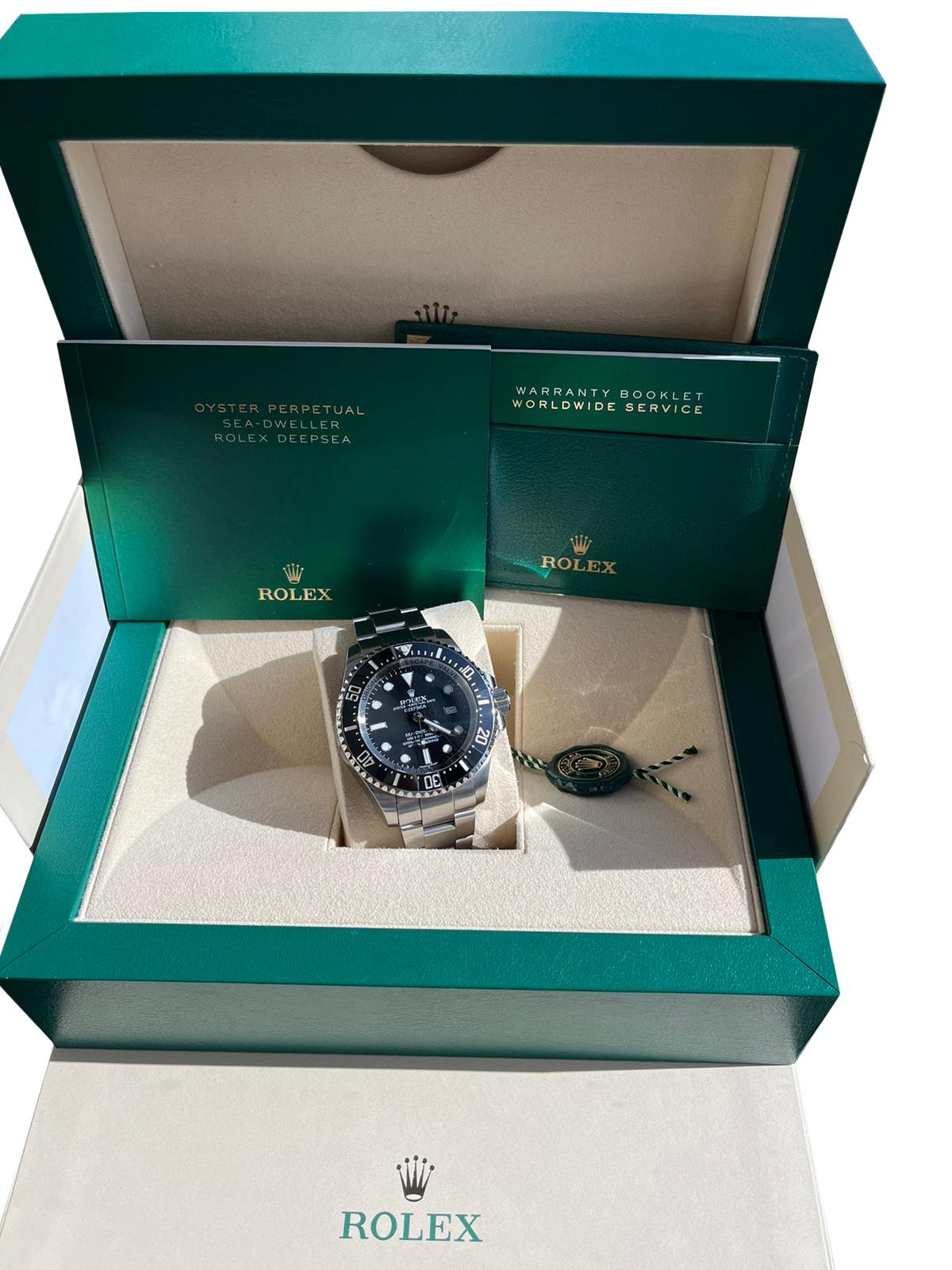 Modernist Rolex Sea-Dweller Deepsea 44mm Ceramic Bezel Black Dial Oystersteel Watch 116660 For Sale