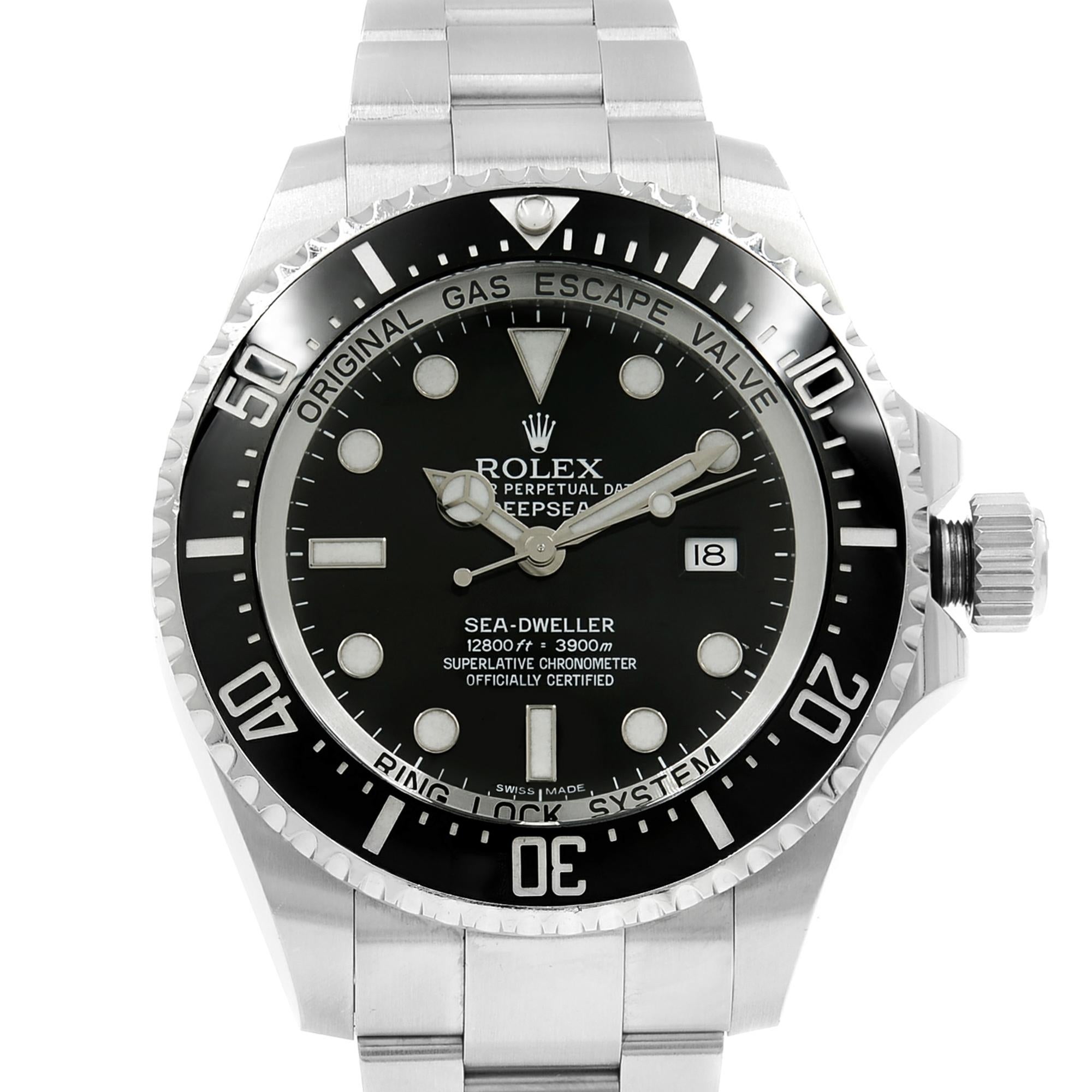 This pre-owned Rolex Sea-Dweller 116660 is a beautiful men's timepiece that is powered by mechanical (automatic) movement which is cased in a stainless steel case. It has a round shape face, date indicator dial and has hand sticks & dots style