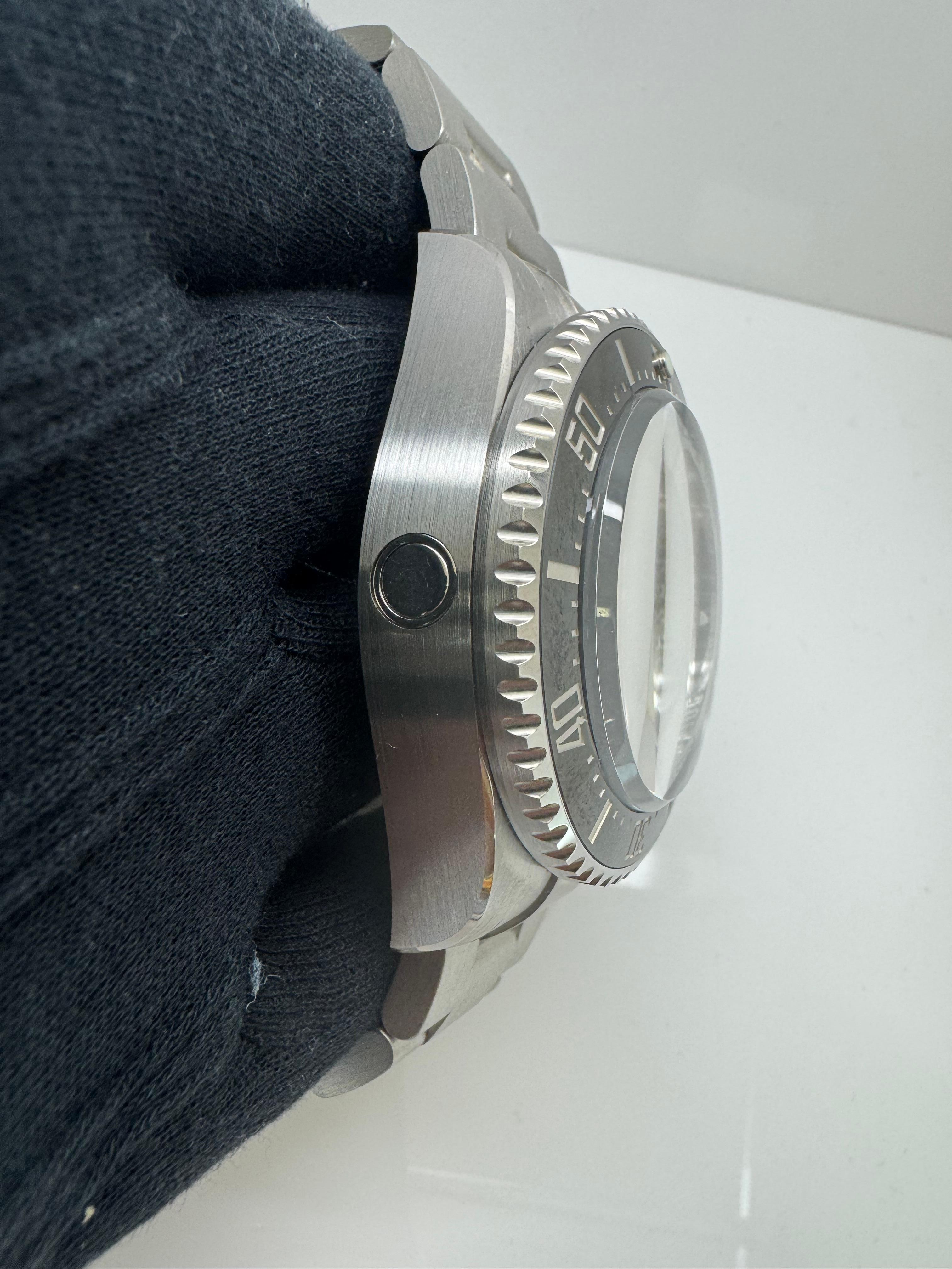 Art déco Rolex Sea-Dweller Deepsea CHALLENGE 50mm 126067 Nouveau en vente