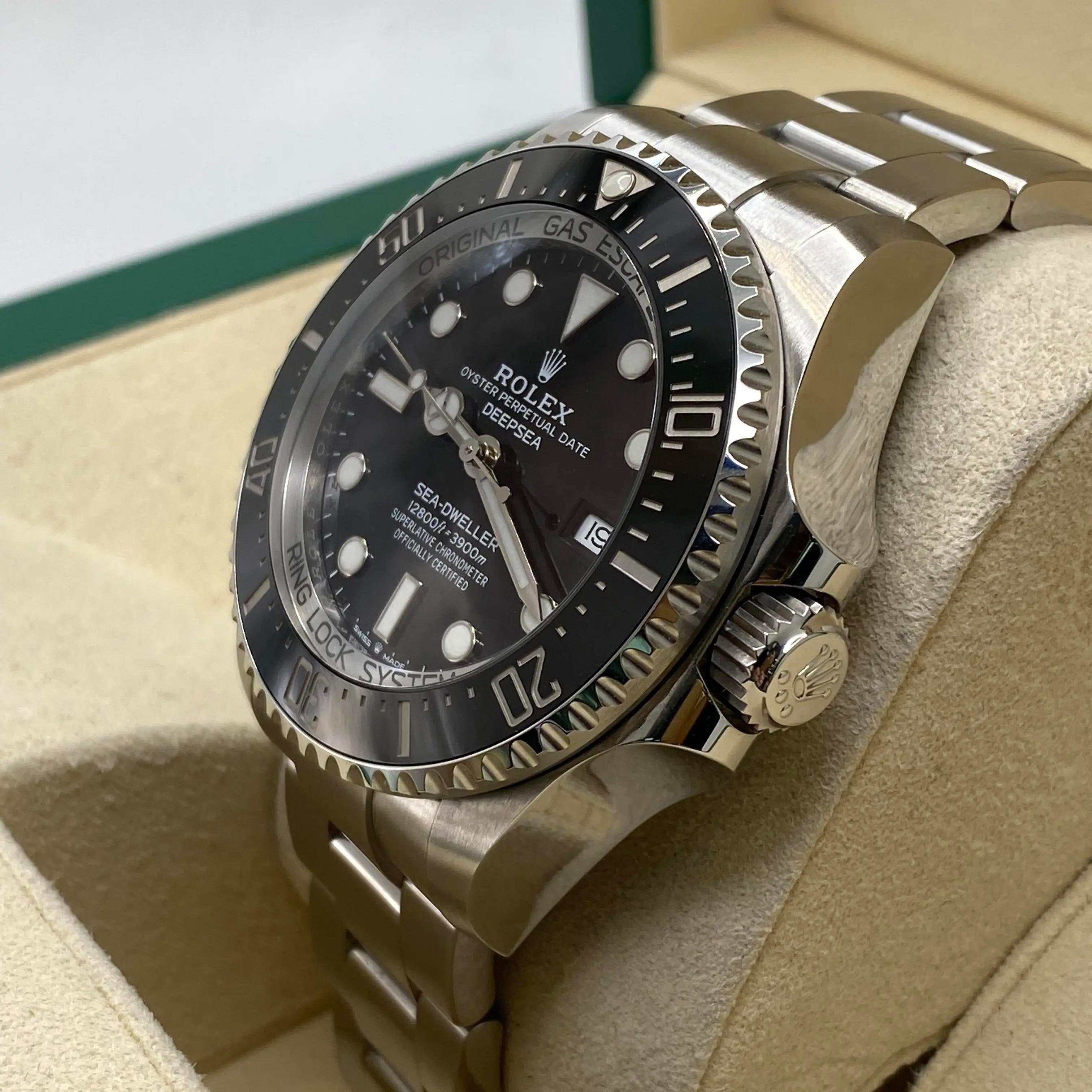 Rolex Sea-Dweller Deepsea Steel Ceramic Black Dial Automatic Watch 126660 In Excellent Condition For Sale In New York, NY