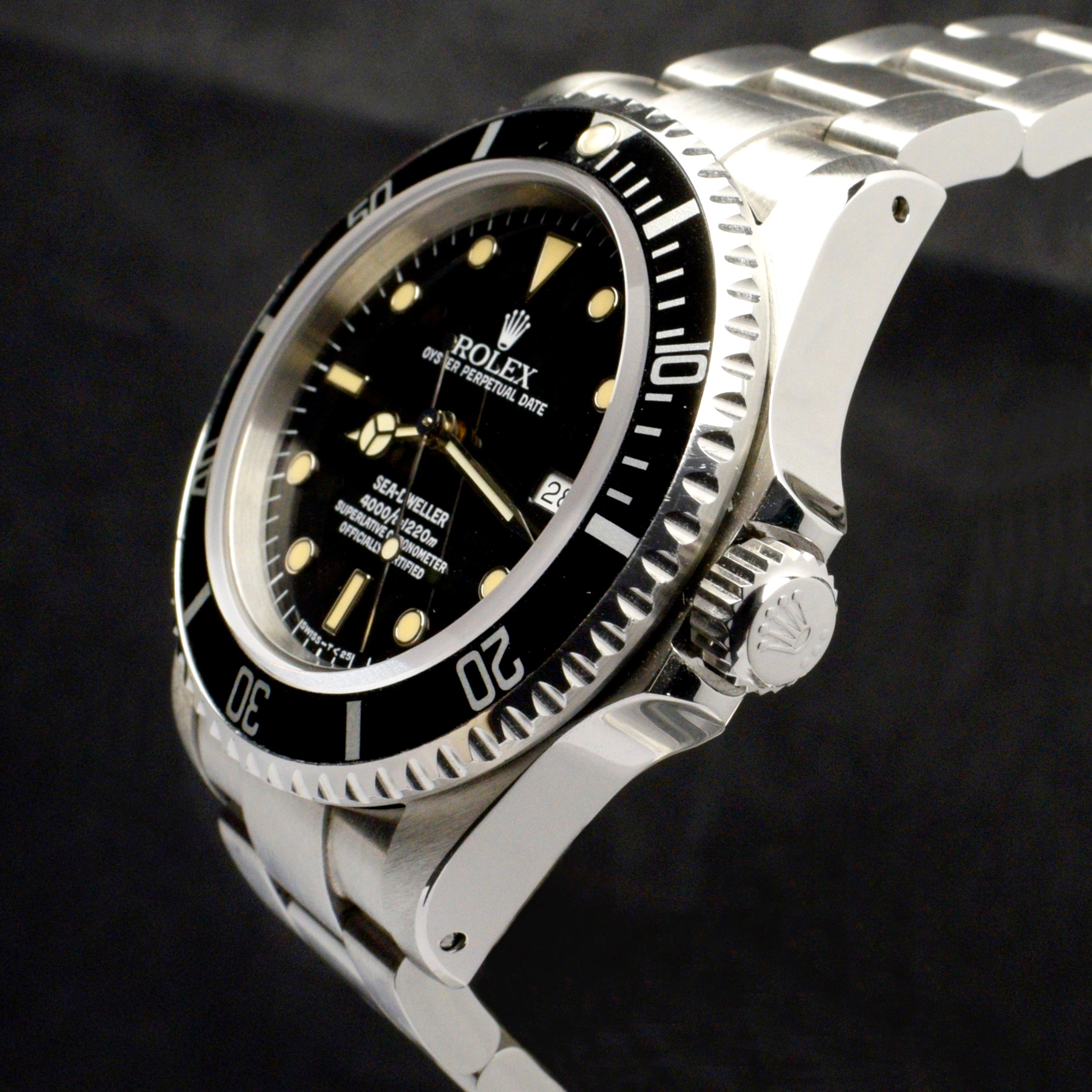 Men's Rolex Sea-Dweller Submariner Creamy 16600 Steel Automatic Watch w/Paper, 1991 For Sale
