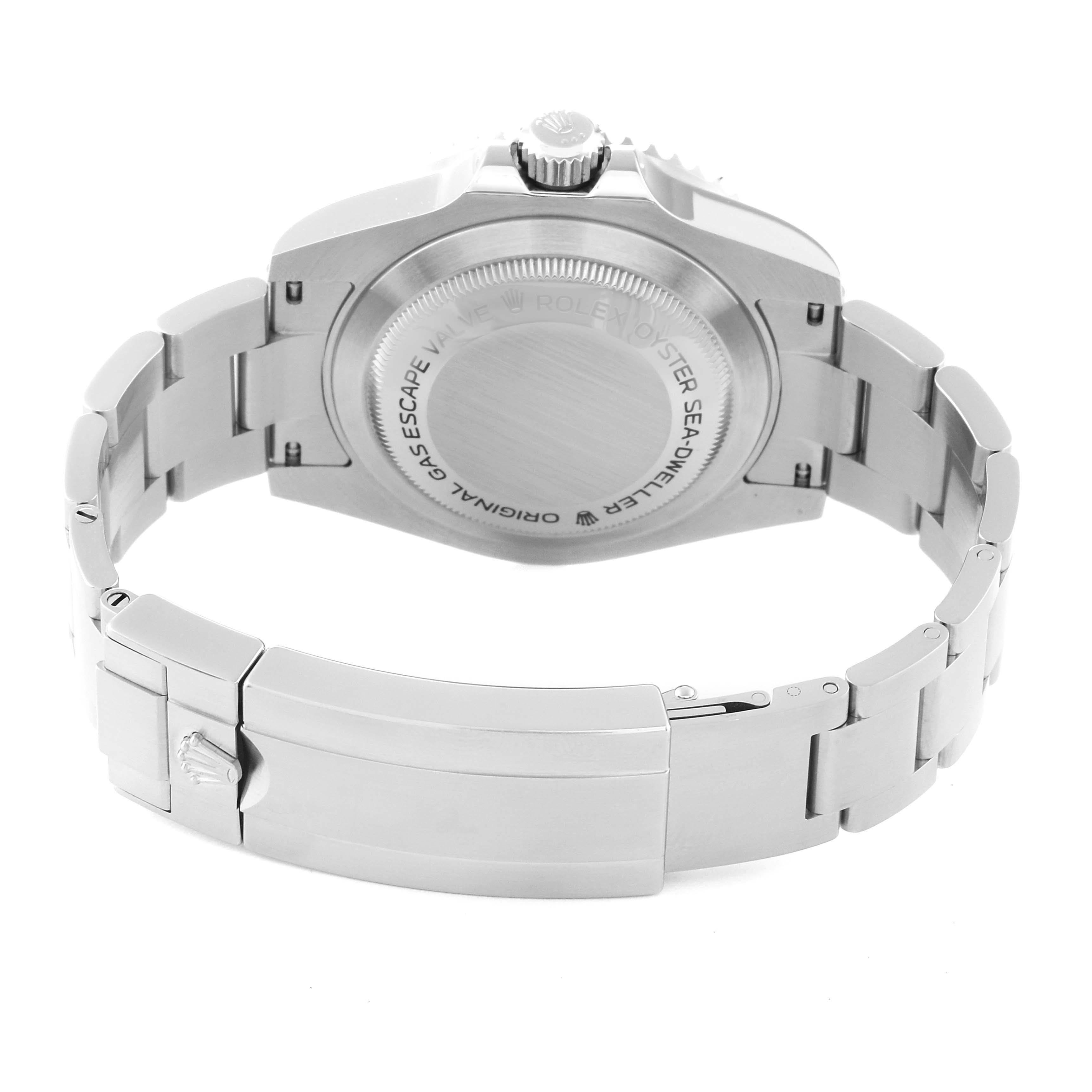 Rolex Seadweller 4000 Automatic Steel Mens Watch 116600 en vente 5