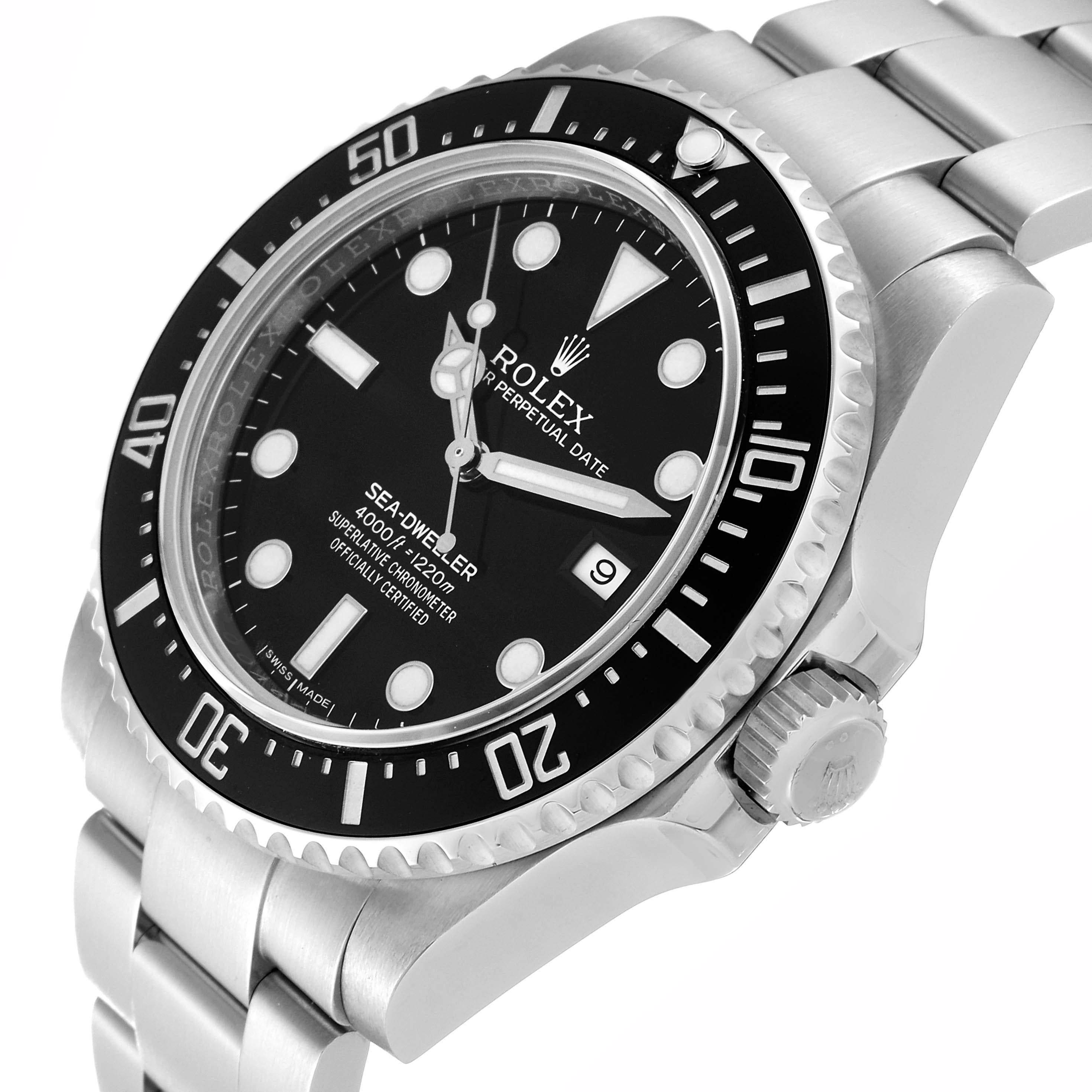 Rolex Seadweller 4000 Black Dial Automatic Steel Mens Watch 116600 en vente 6