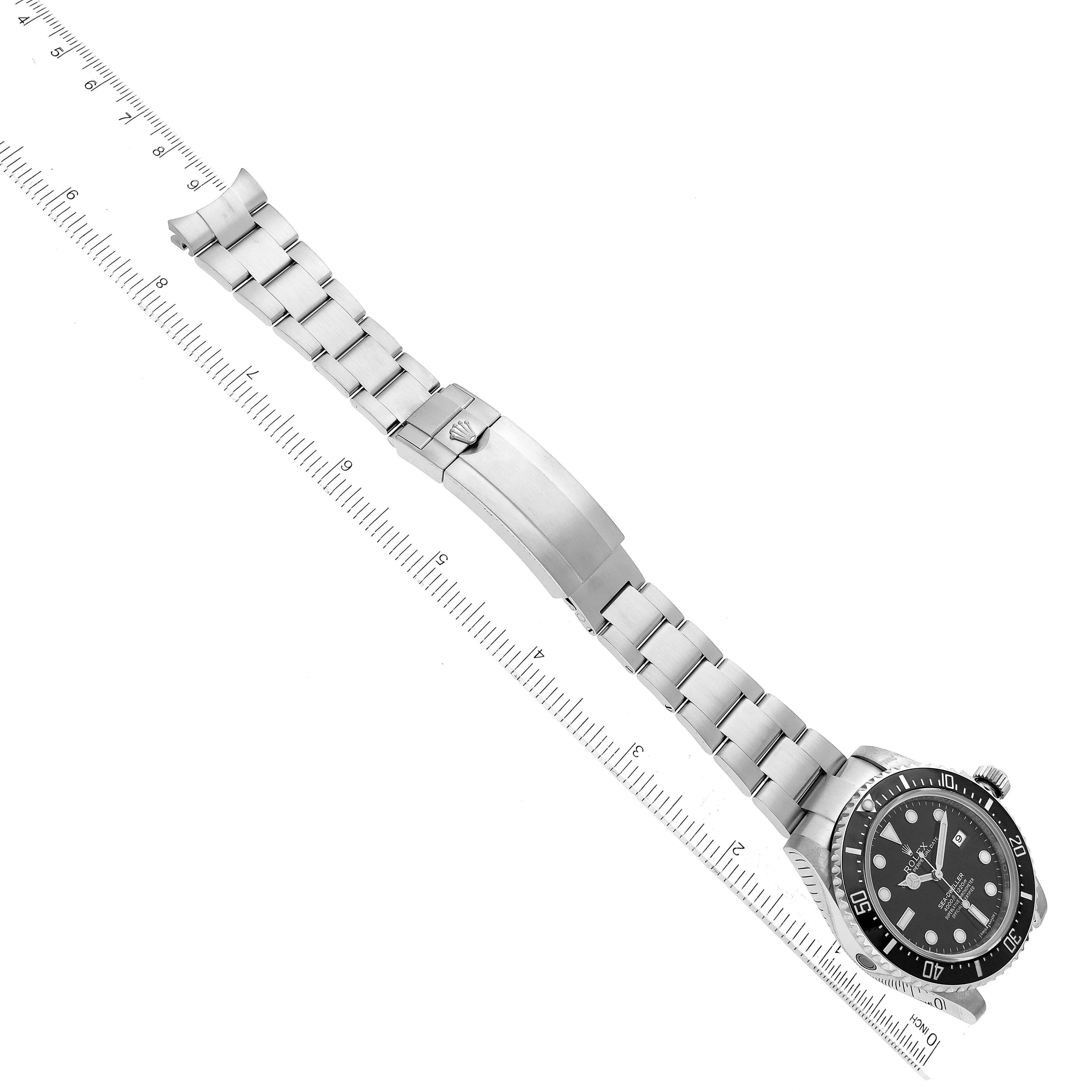 Rolex Seadweller 4000 Black Dial Automatic Steel Mens Watch 116600   en vente 7