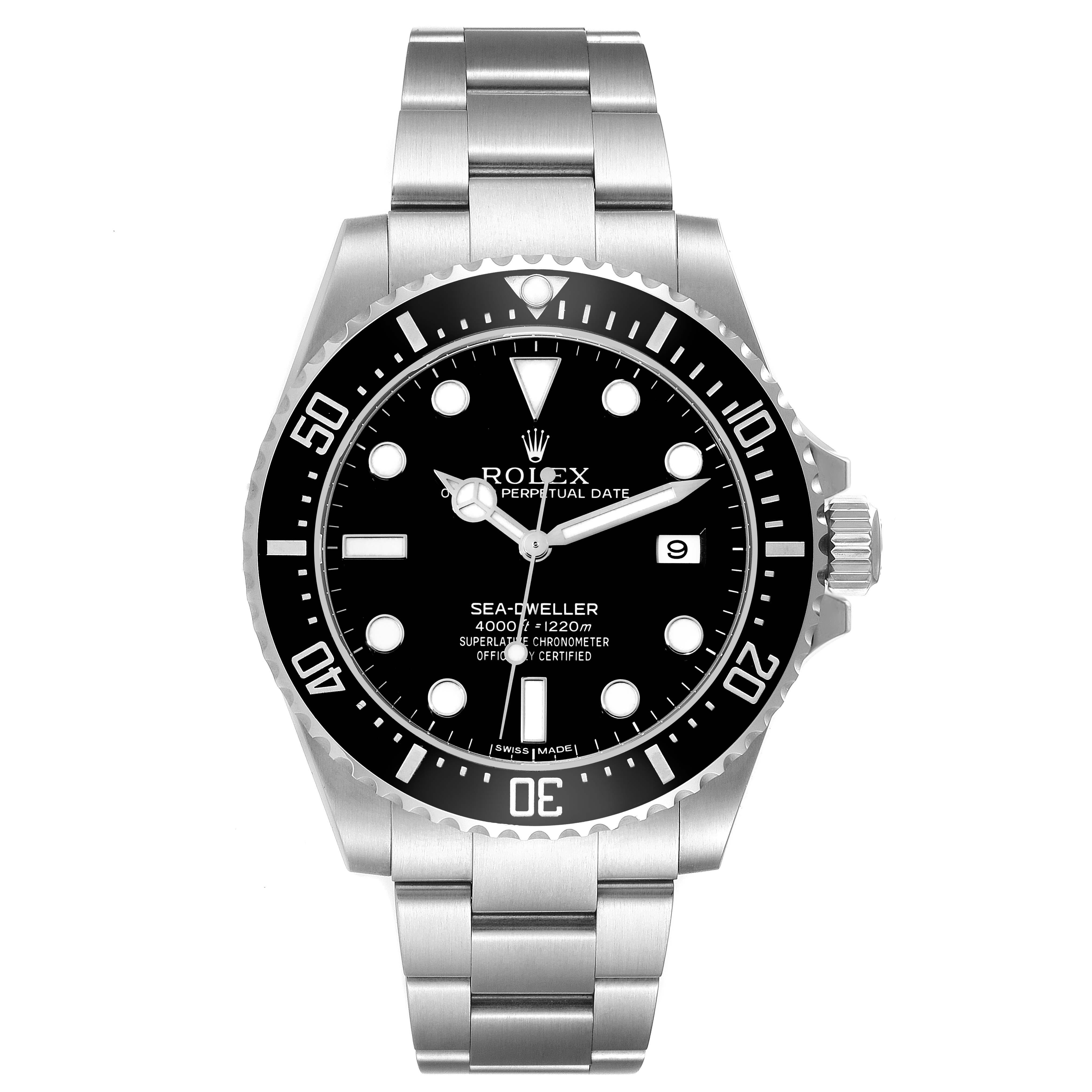 Rolex Seadweller 4000 Black Dial Automatic Steel Mens Watch 116600   Excellent état - En vente à Atlanta, GA