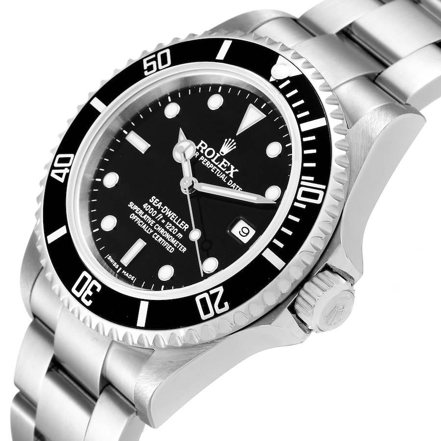Rolex Seadweller 4000 Black Dial Steel Mens Watch 1660 NOS Box Card In Excellent Condition For Sale In Atlanta, GA