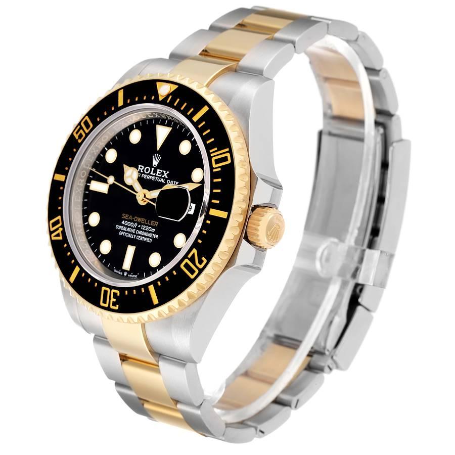 Rolex Seadweller Black Dial Steel Yellow Gold Mens Watch 126603 Box Card In Excellent Condition In Atlanta, GA