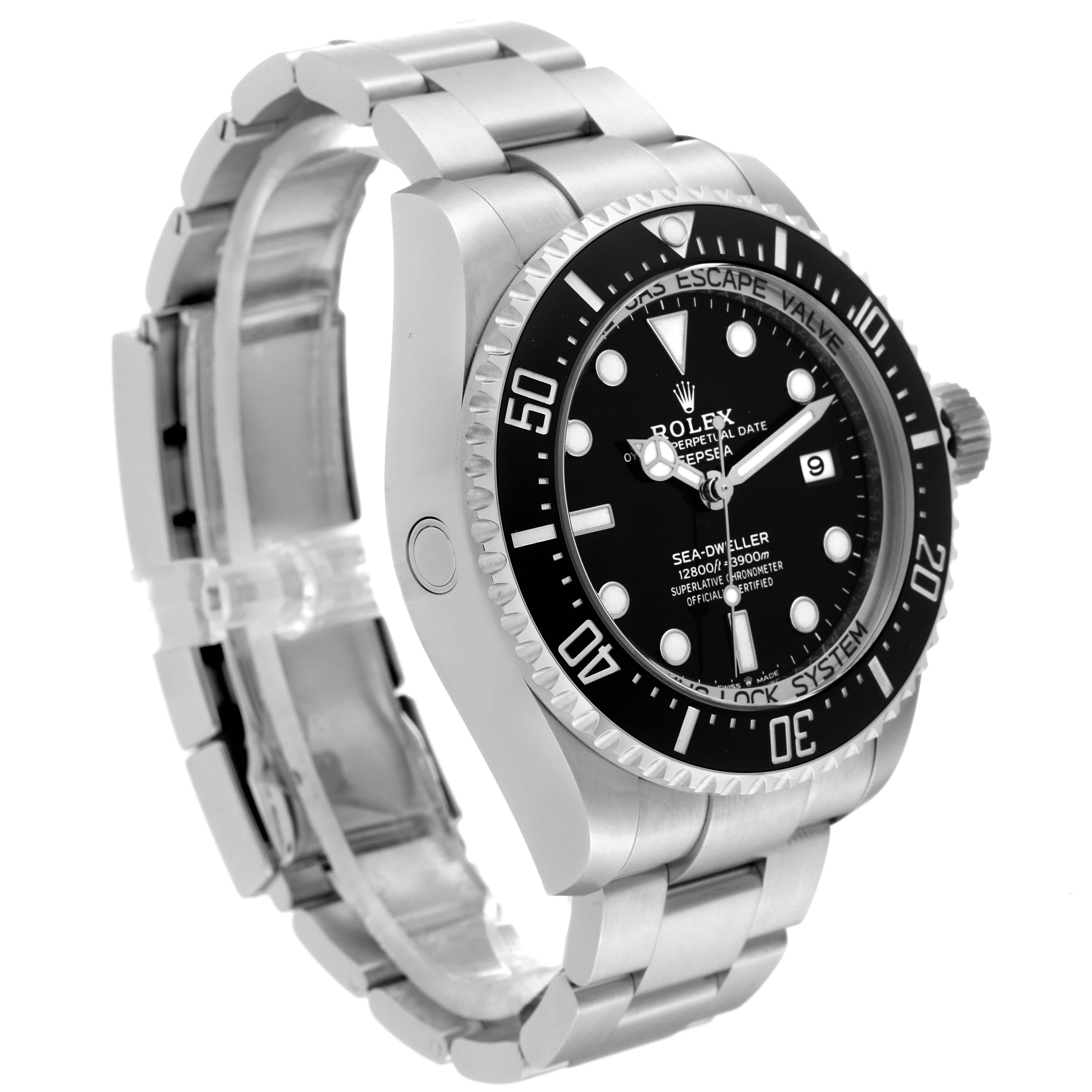 Men's Rolex Seadweller Deepsea 44 Black Dial Steel Mens Watch 136660 Card For Sale