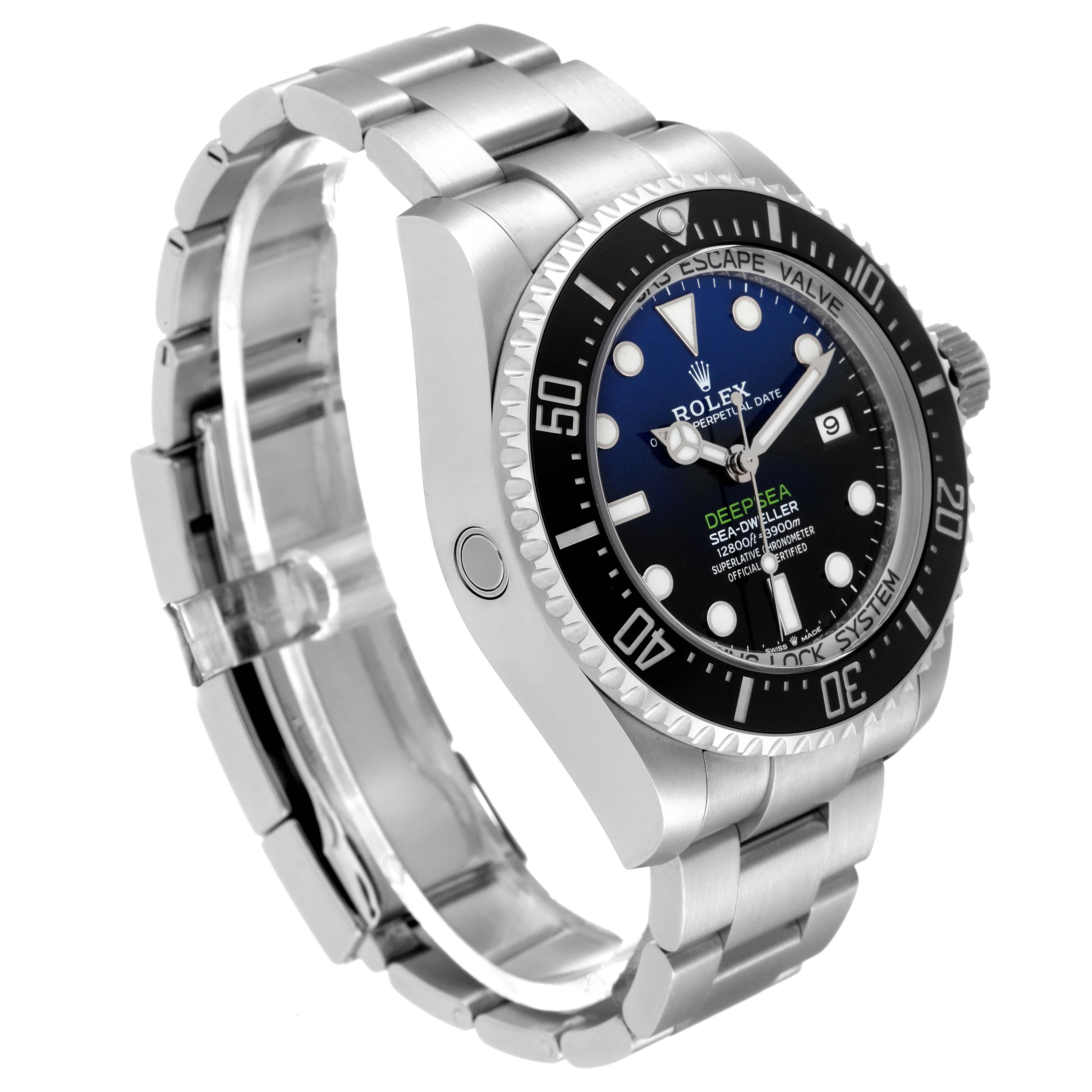 Rolex Seadweller Deepsea 44 Cameron D-Blue Dial Steel Mens Watch 136660 Box Card In Excellent Condition In Atlanta, GA